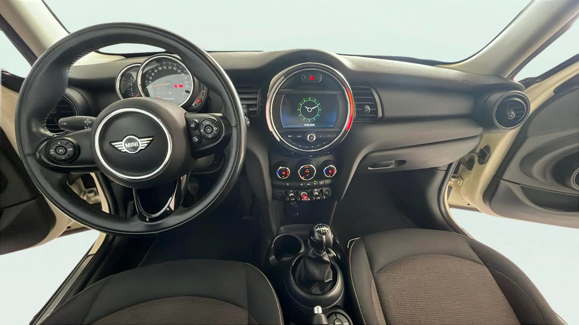 MINI Cooper One D - foto 16