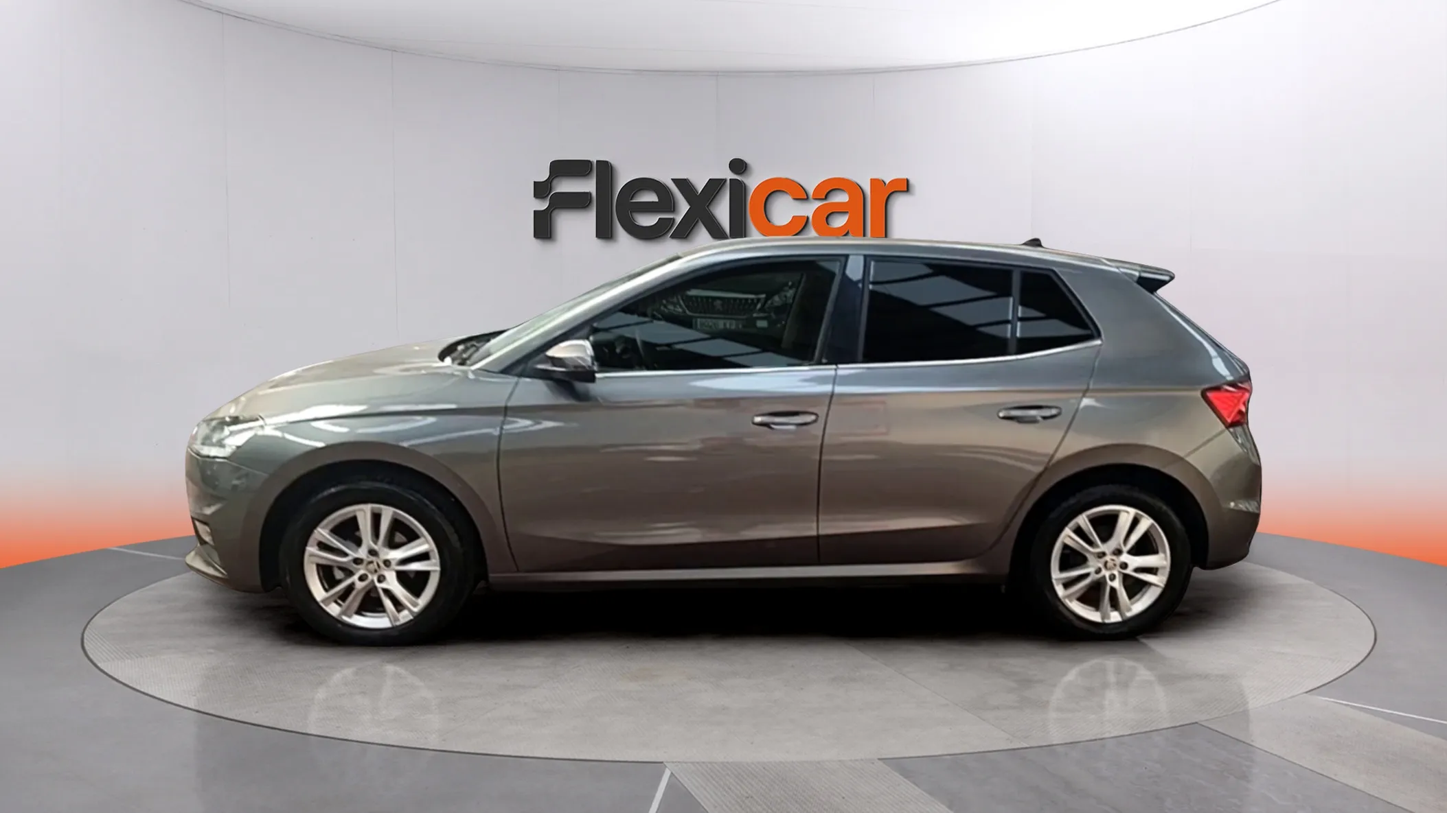 Škoda Fabia 1.0 MPI Selection - foto 4
