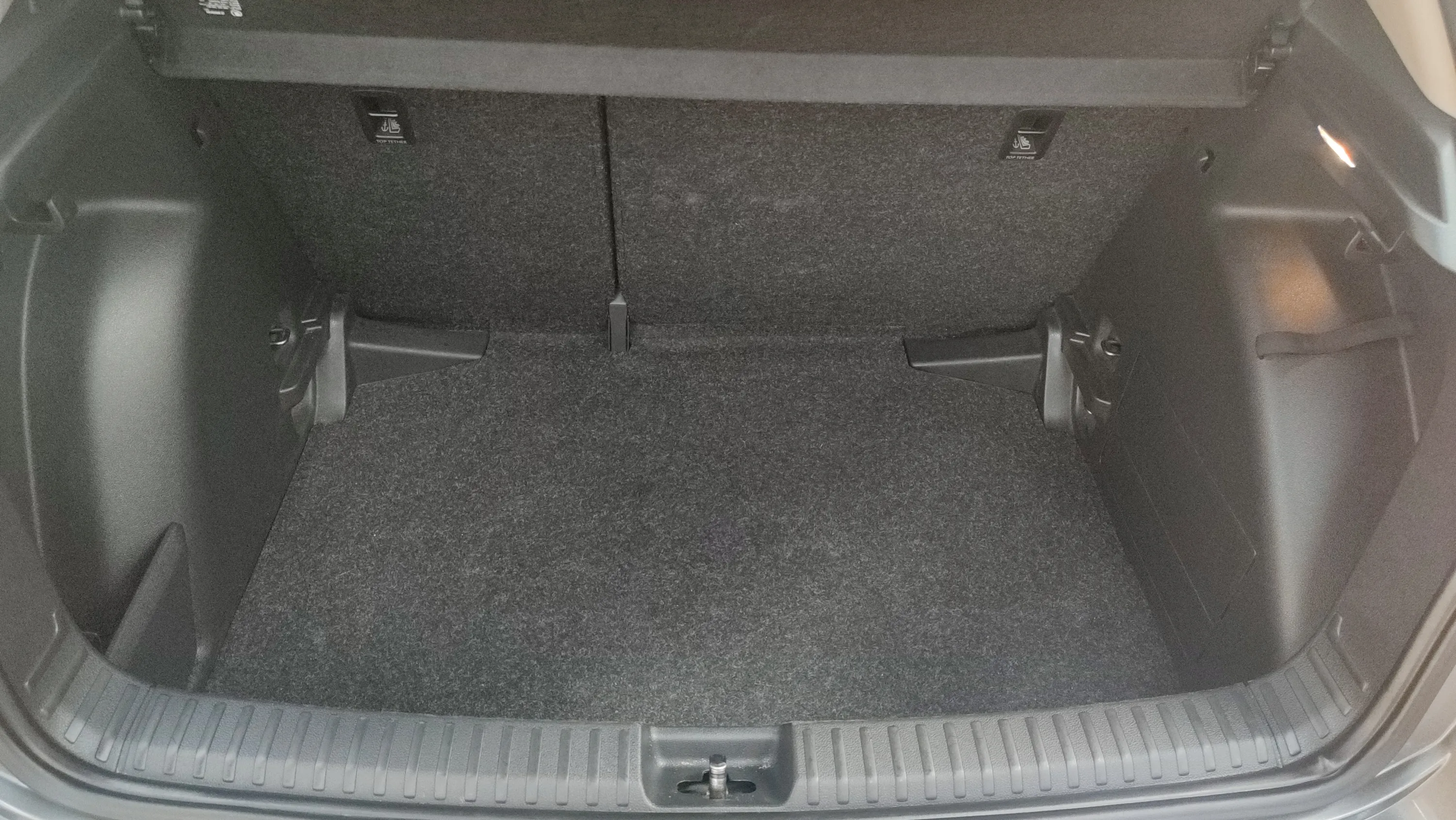 Škoda Fabia 1.0 MPI Selection - foto 21