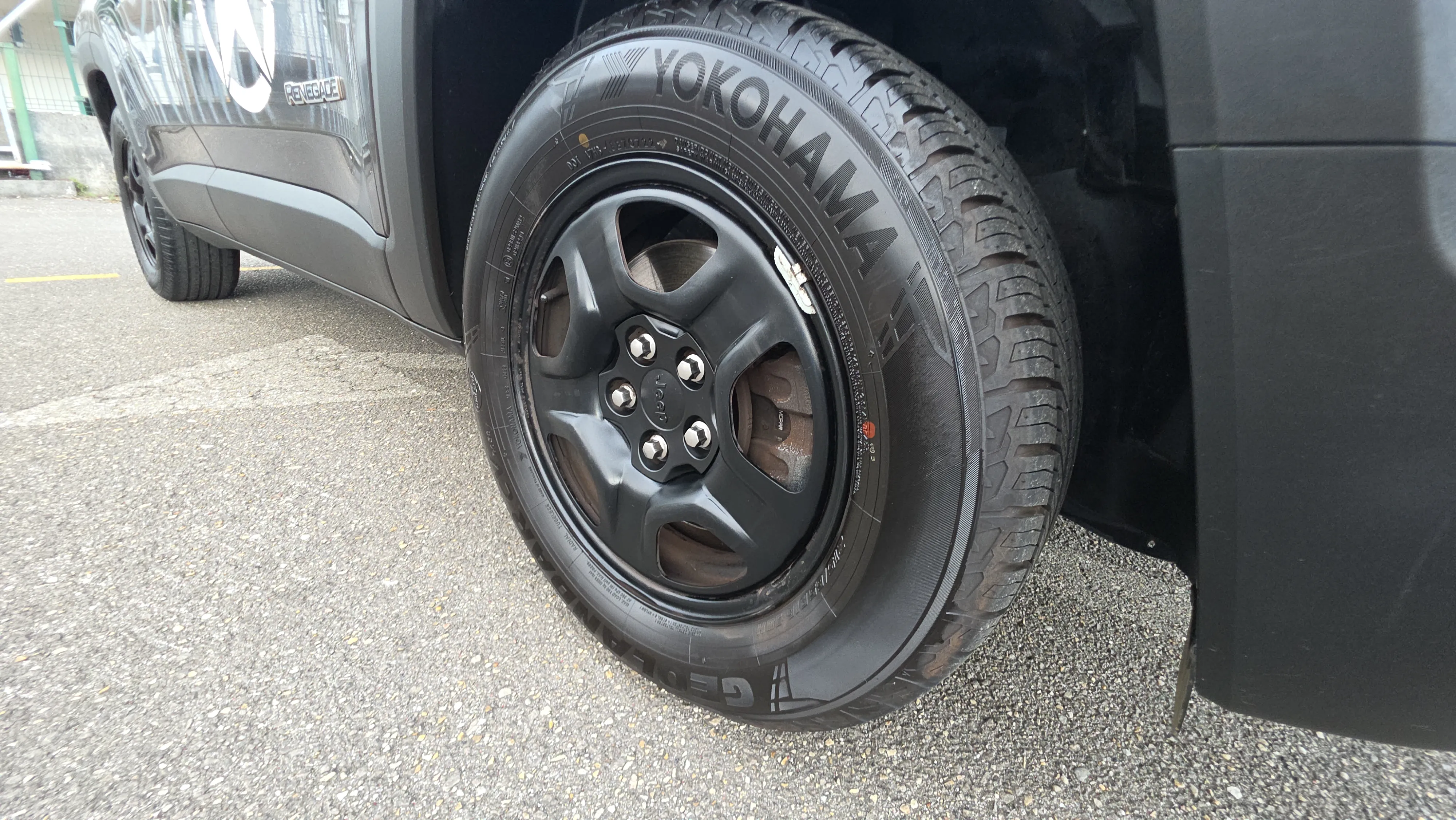 Jeep Renegade 1.6 E-Torq Sport FWD E6 - foto 19