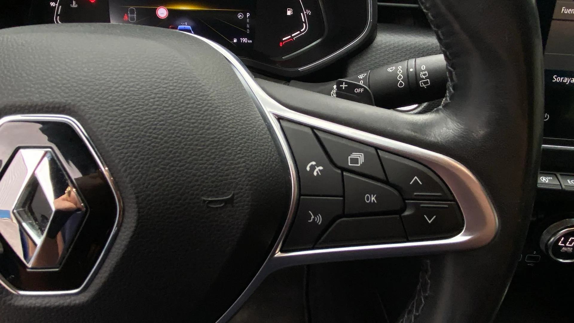 Renault Clio Zen TCe GPF EDC - foto 17
