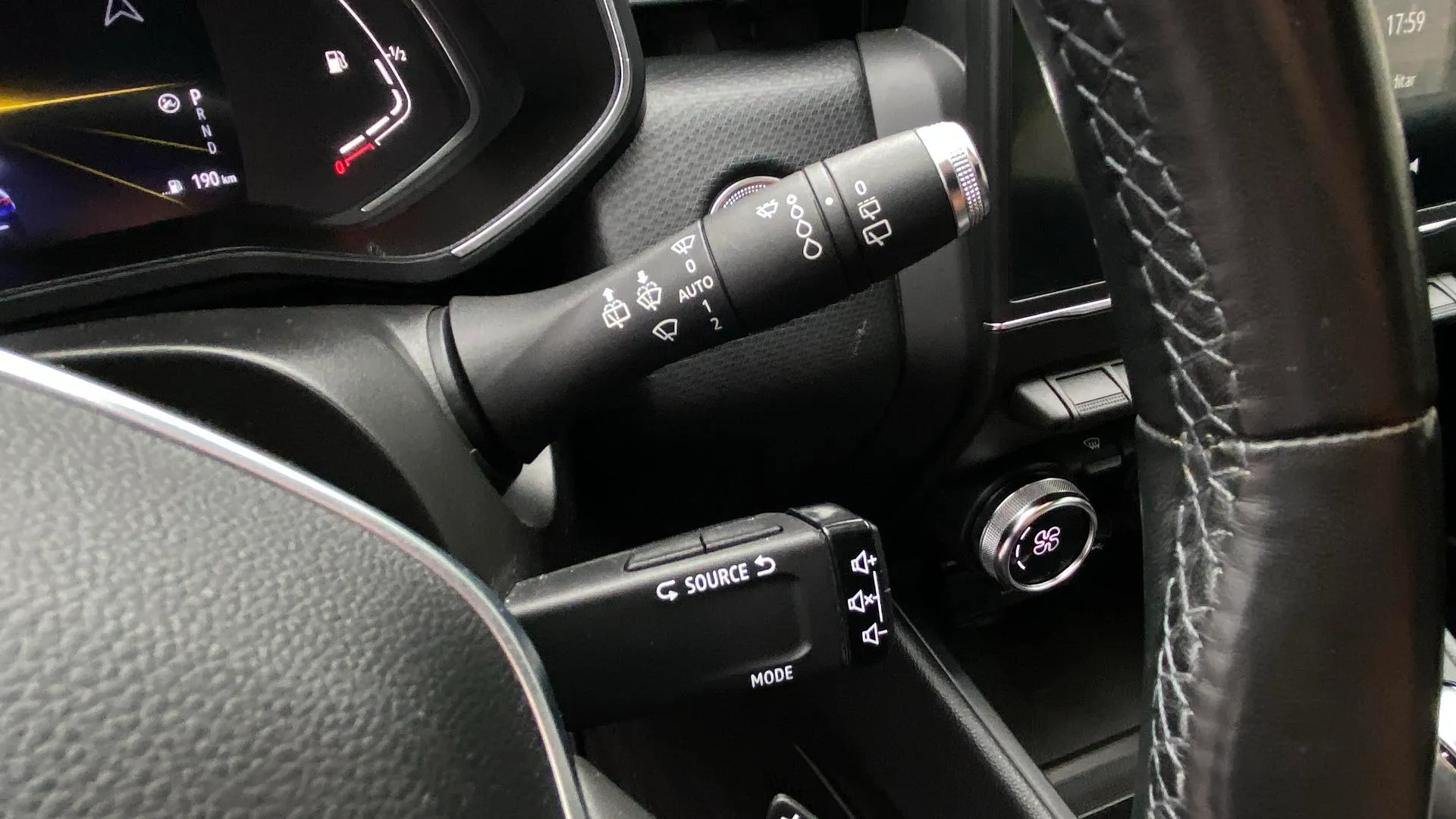Renault Clio Zen TCe GPF EDC - foto 19