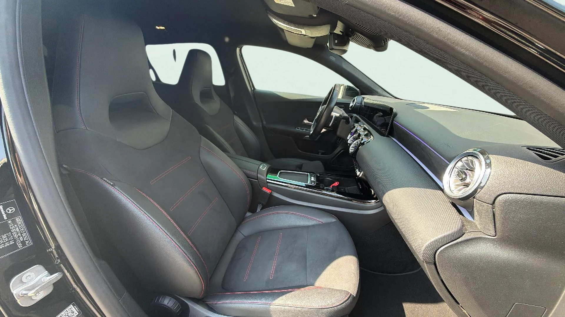 Mercedes-Benz Clase A A 250 e con tecnología híbrida EQ - foto 13