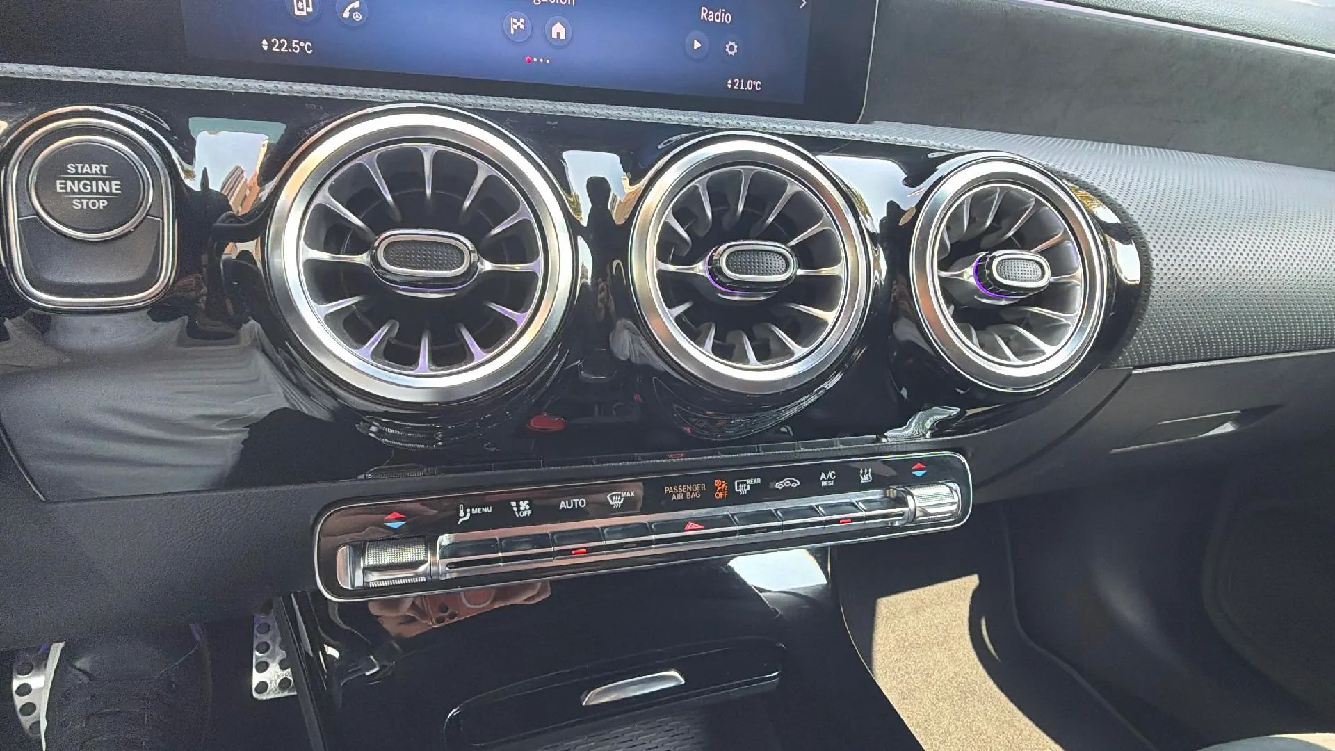 Mercedes-Benz Clase A A 250 e con tecnología híbrida EQ - foto 21
