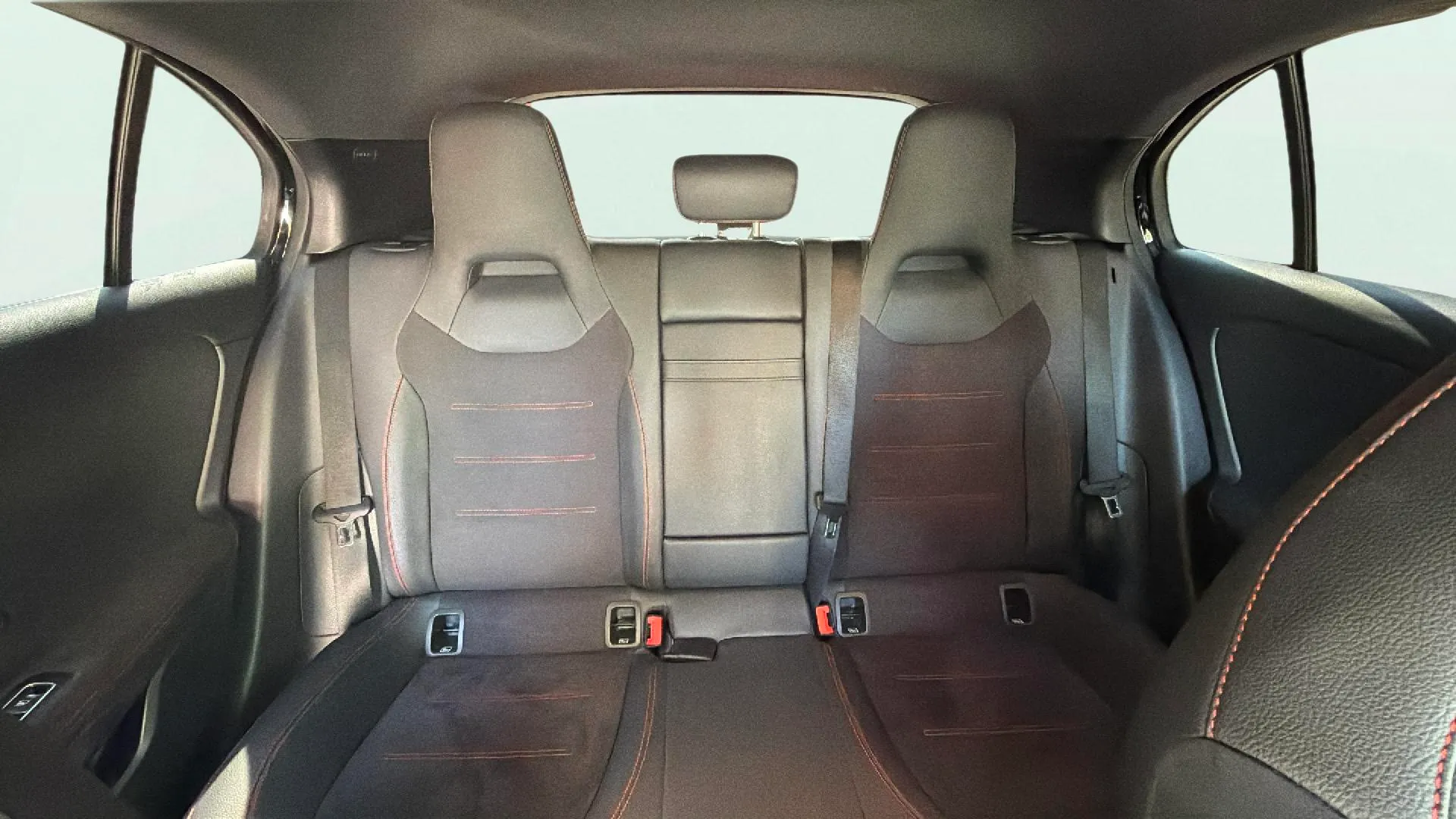 Mercedes-Benz Clase A A 250 e con tecnología híbrida EQ - foto 14