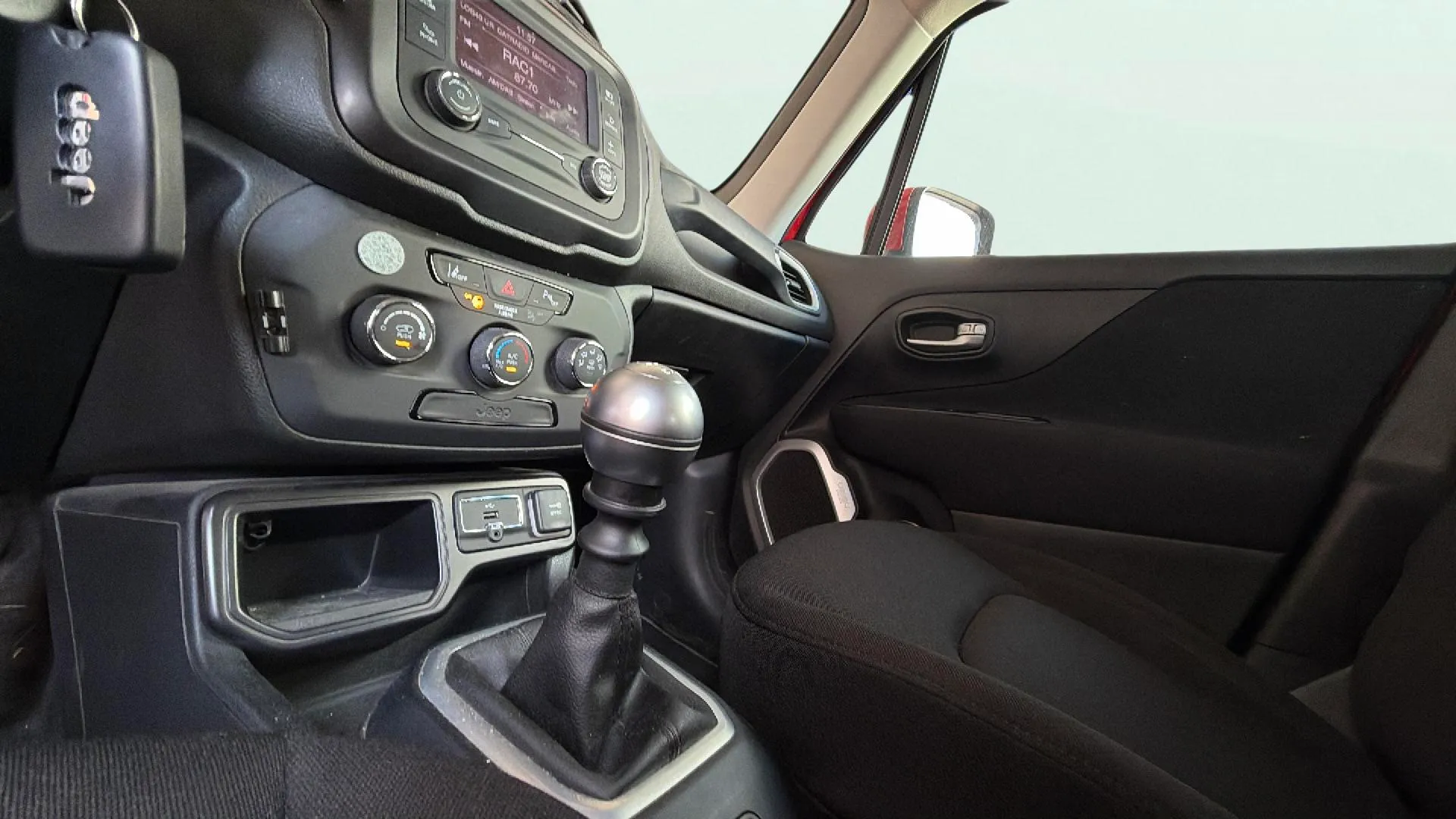 Jeep Renegade 1.0G Longitude 4x2 - foto 13