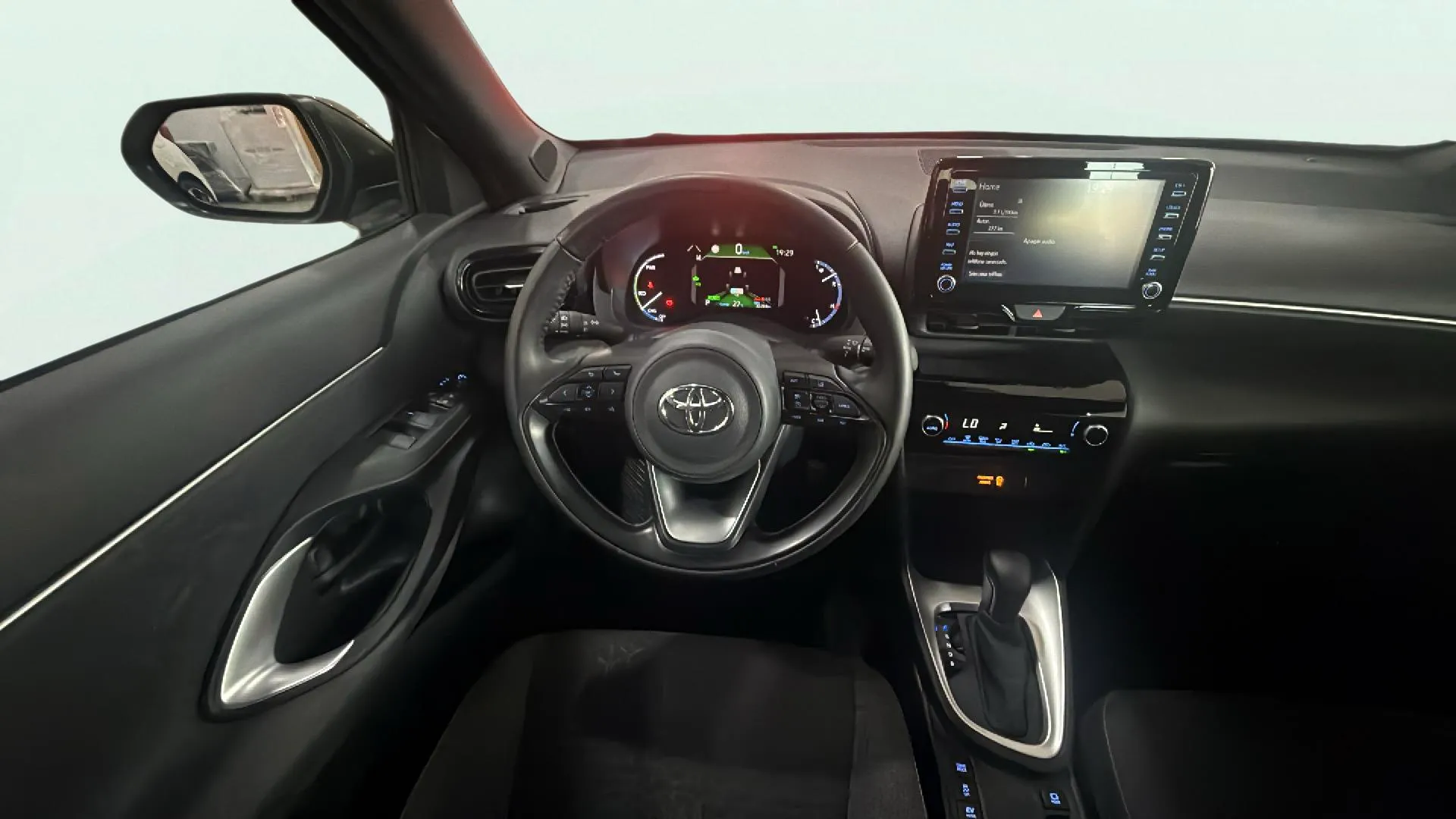 Toyota Yaris Cross 1.5 120H Active Tech - foto 25