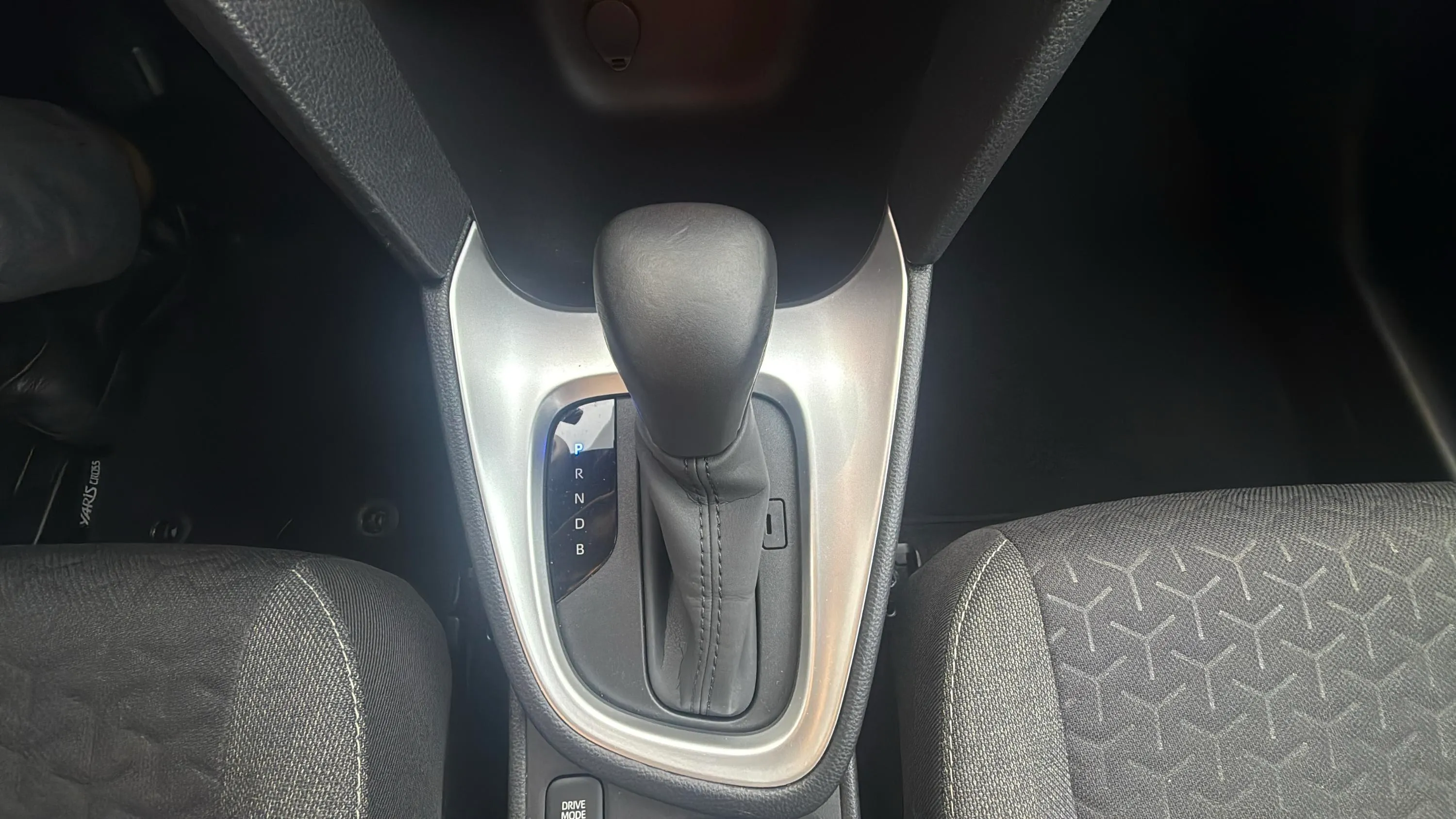 Toyota Yaris Cross 1.5 120H Active Tech - foto 11