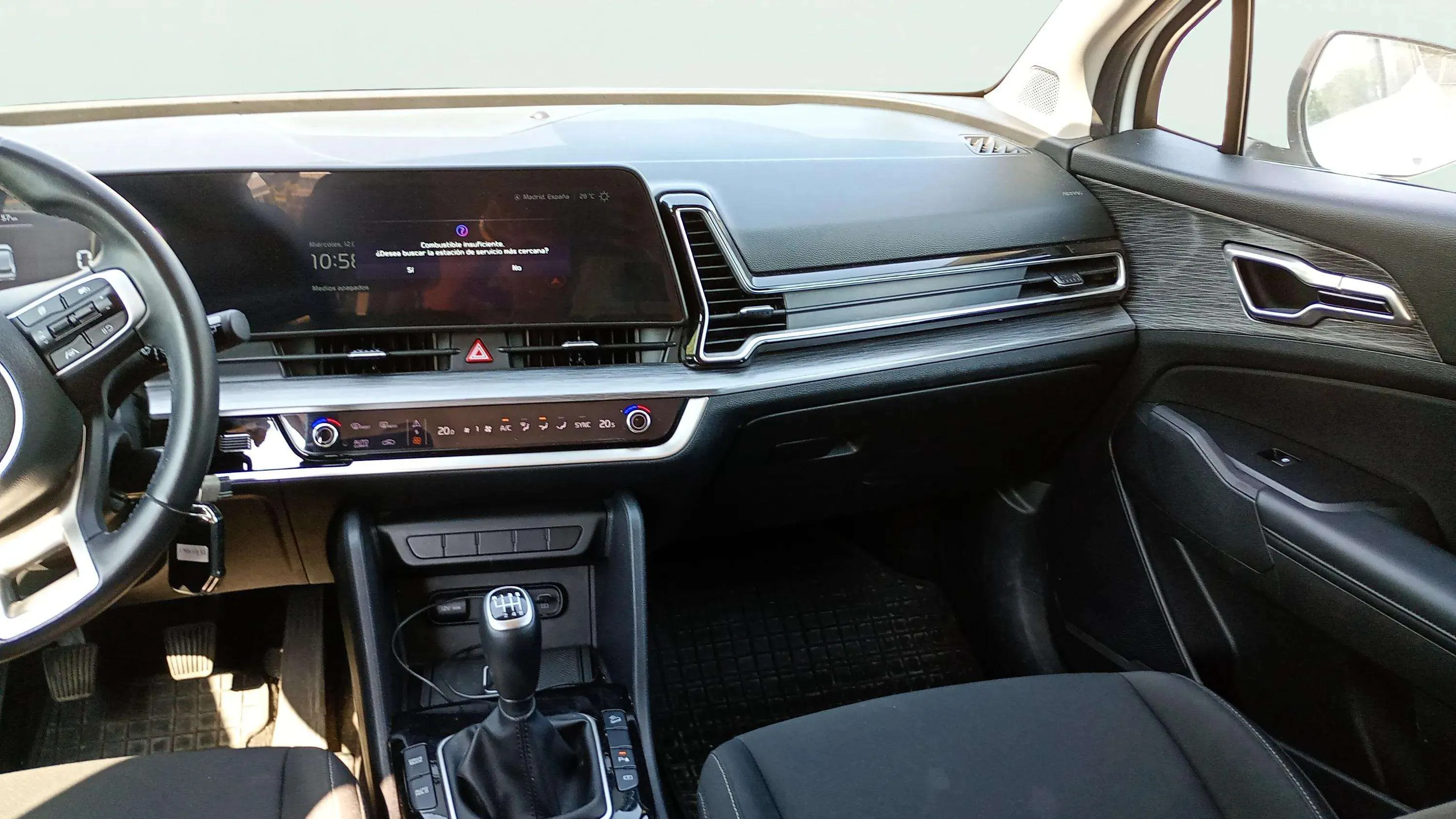 Kia Sportage 1.6 T-GDi Concept 4x2 - foto 9