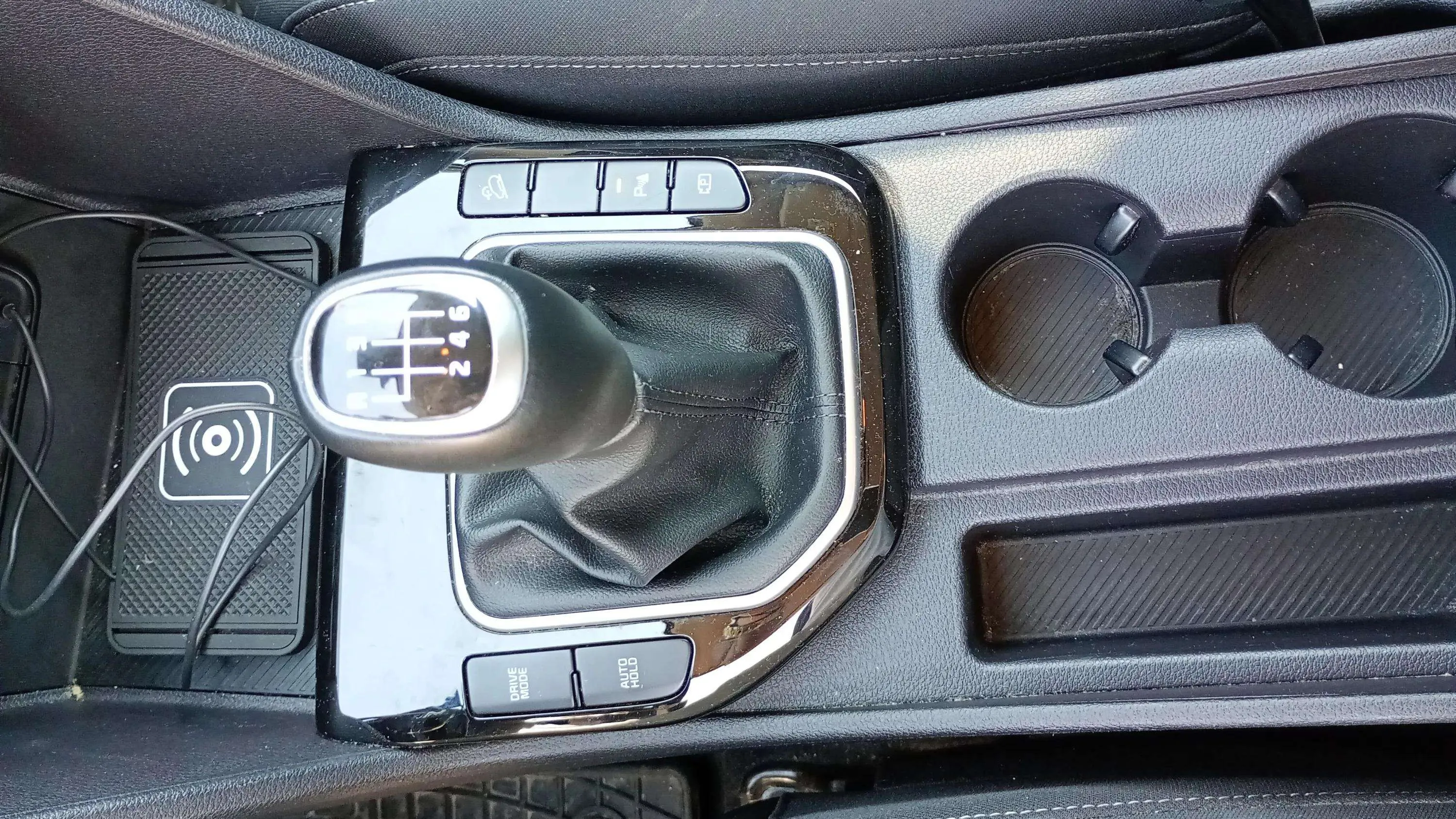 Kia Sportage 1.6 T-GDi Concept 4x2 - foto 16