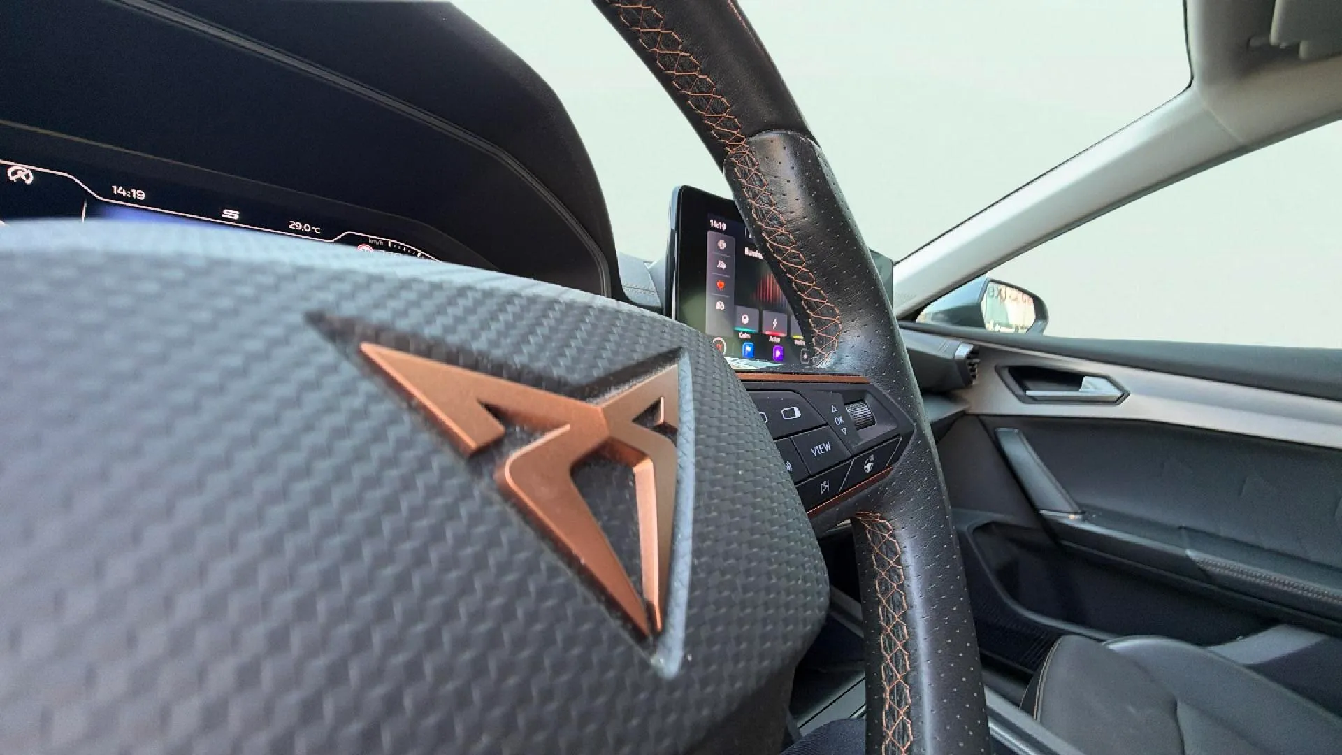 Cupra Formentor 1.5 TSI DSG - foto 28