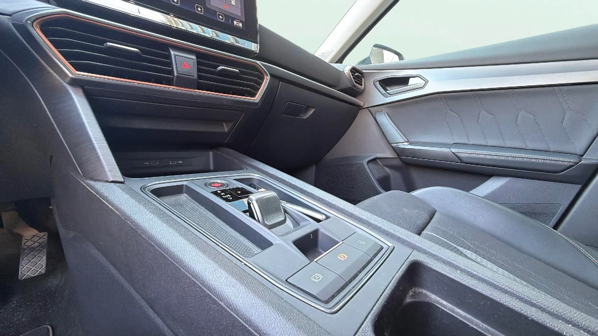Cupra Formentor 1.5 TSI DSG - foto 23