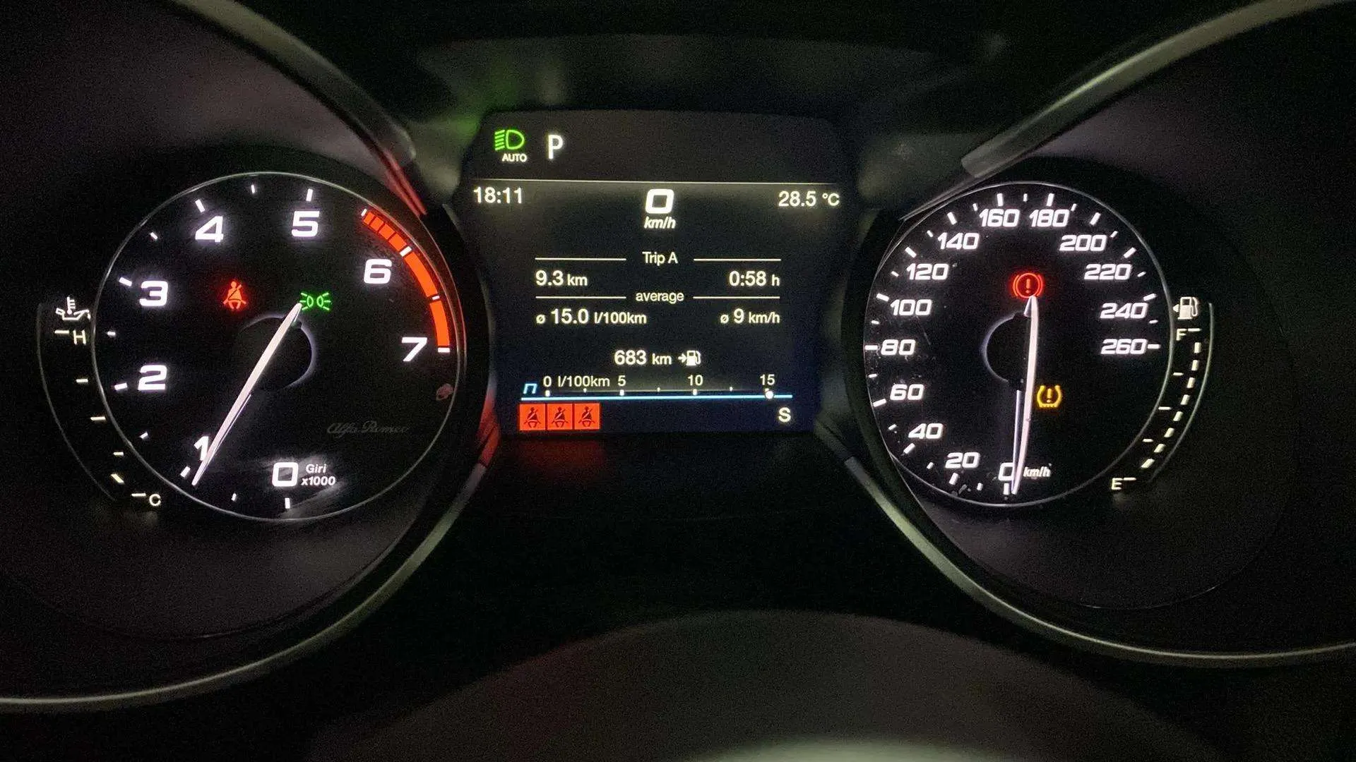 Alfa Romeo Stelvio 2.0 Gasolina Sprint Q4 - foto 13