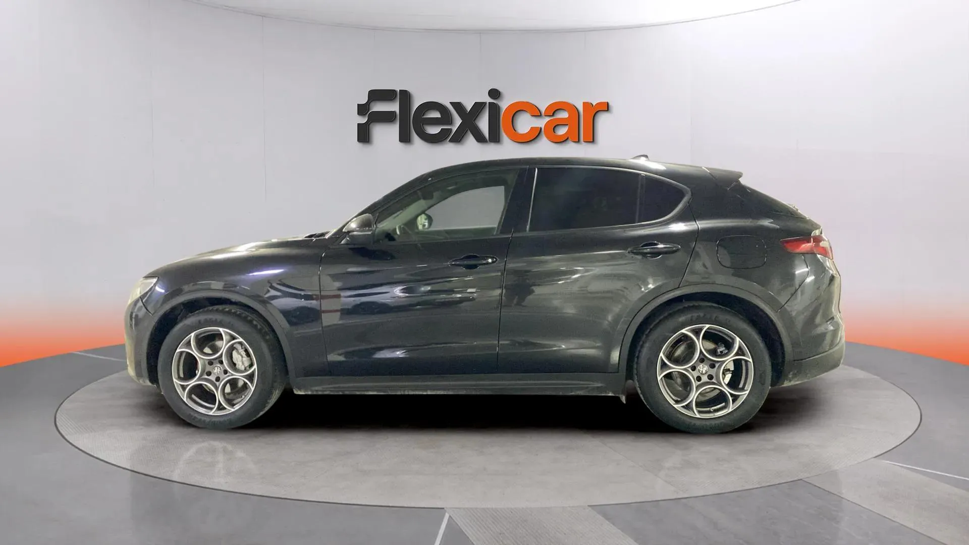 Alfa Romeo Stelvio 2.0 Gasolina Sprint Q4 - foto 4