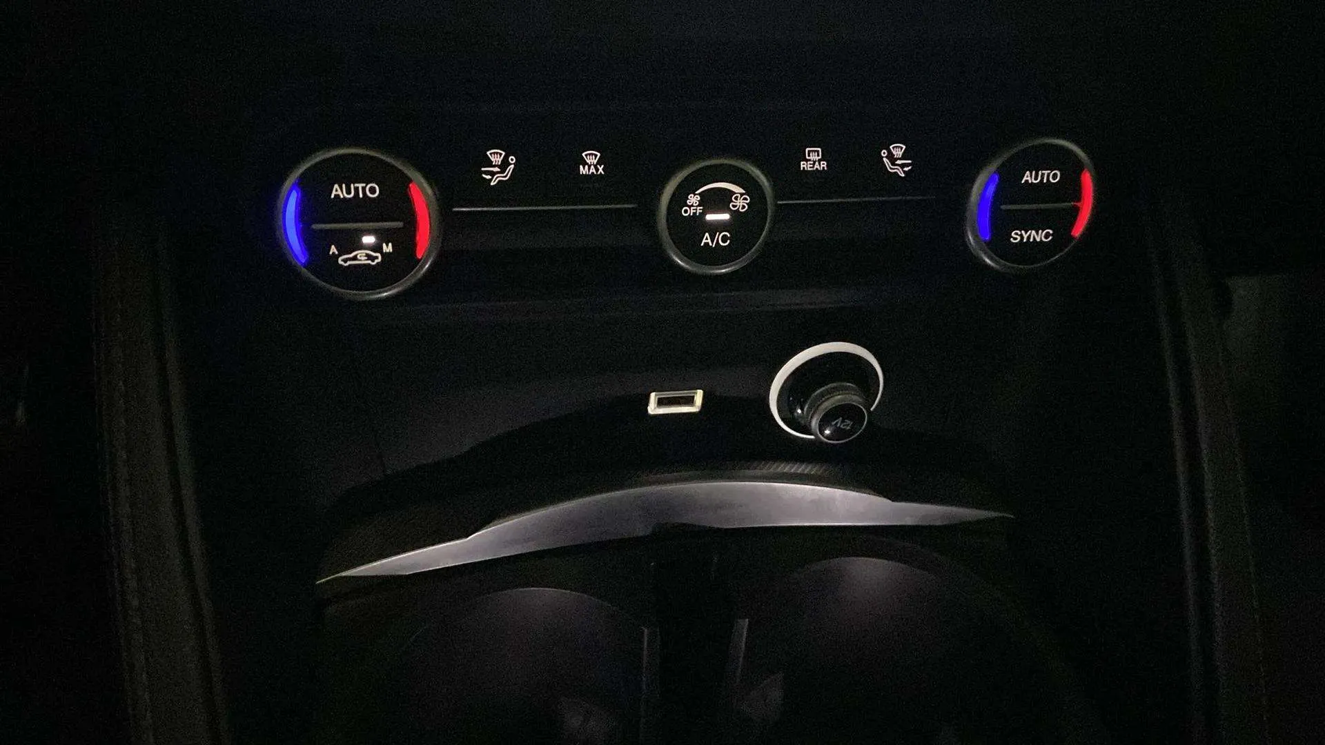 Alfa Romeo Stelvio 2.0 Gasolina Sprint Q4 - foto 16