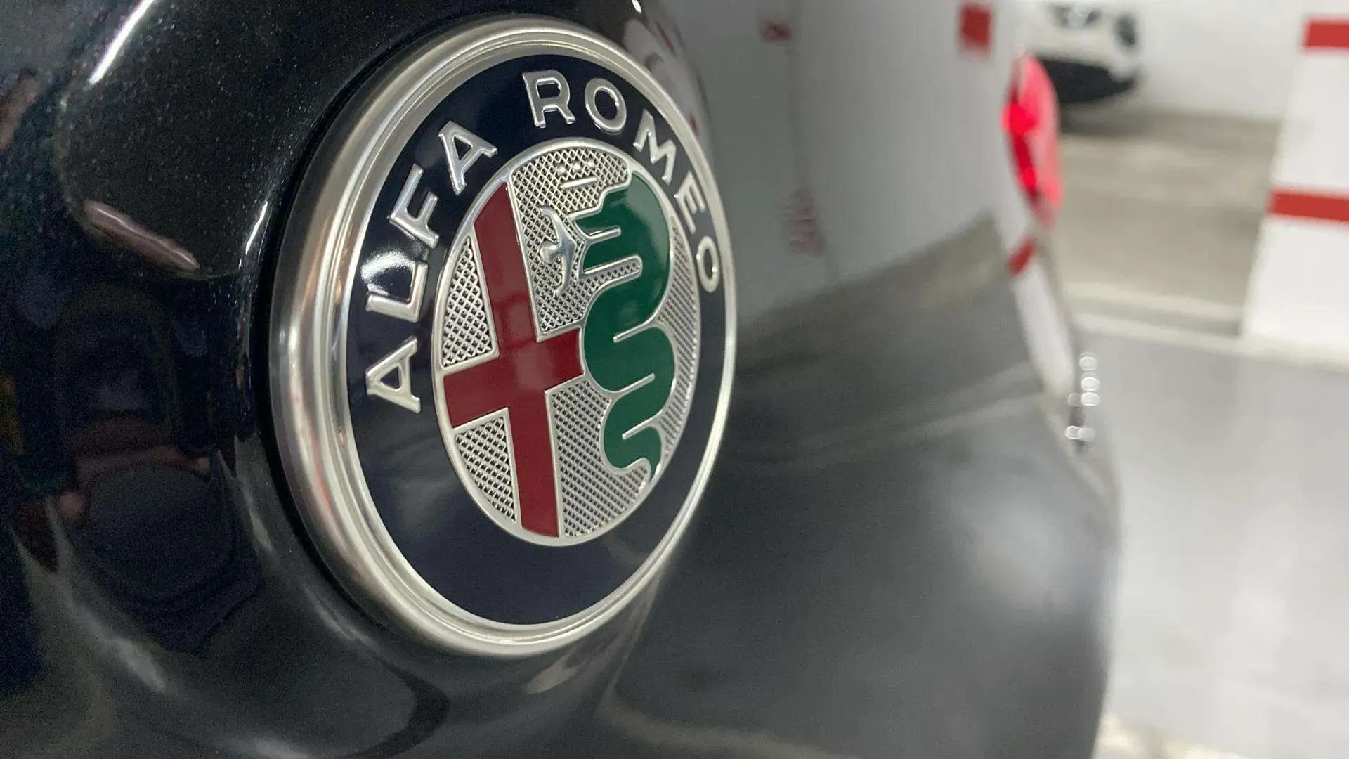 Alfa Romeo Stelvio 2.0 Gasolina Sprint Q4 - foto 31