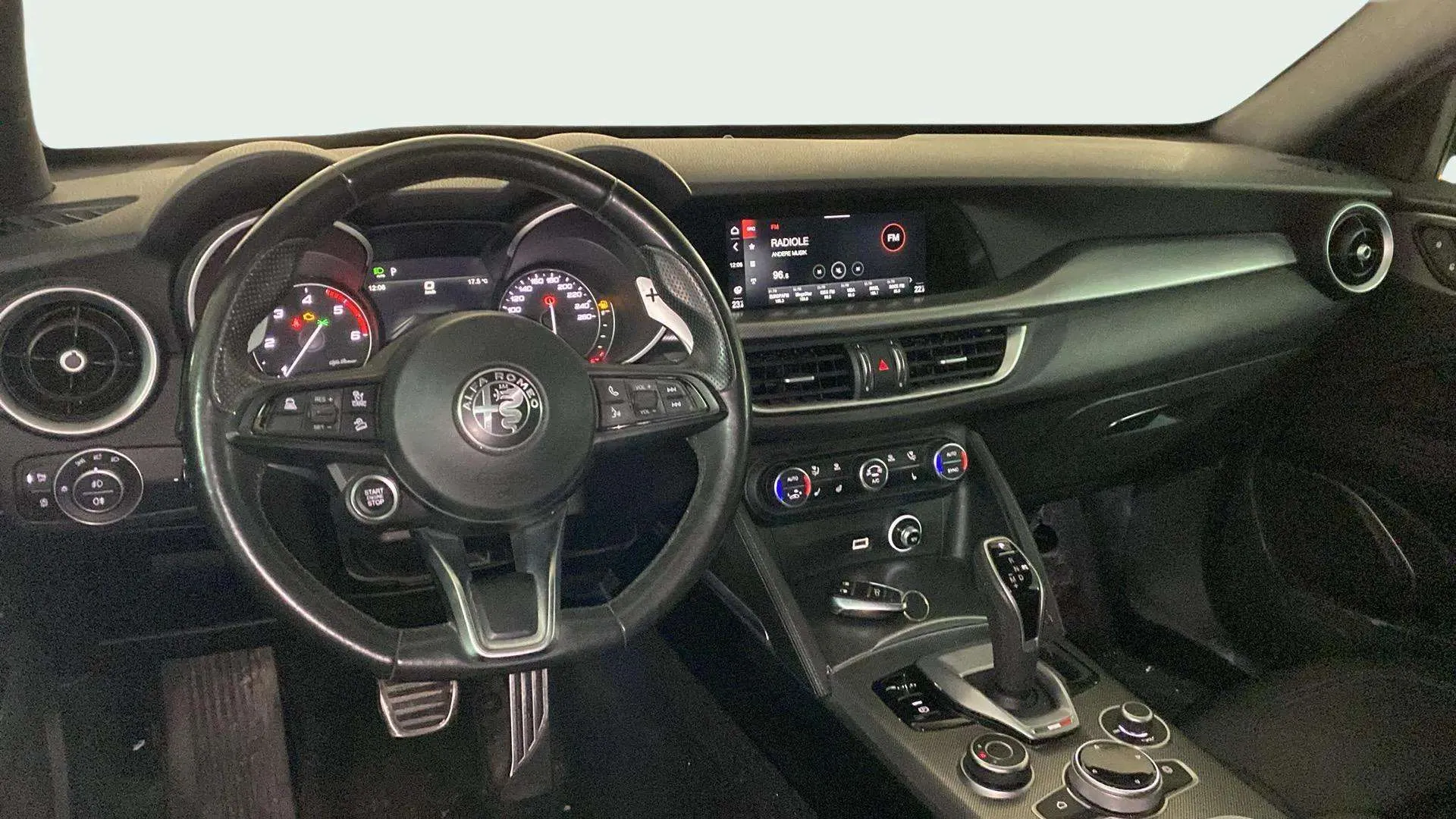 Alfa Romeo Stelvio 2.2 Diesel Sprint AWD - foto 9