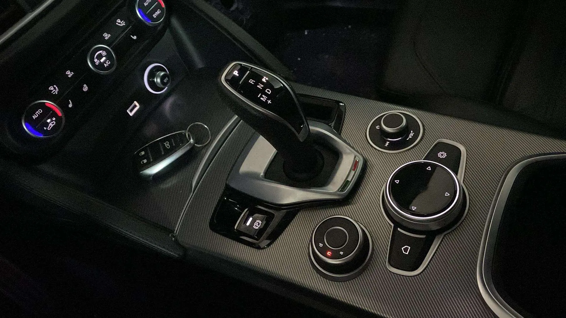 Alfa Romeo Stelvio 2.2 Diesel Sprint AWD - foto 19