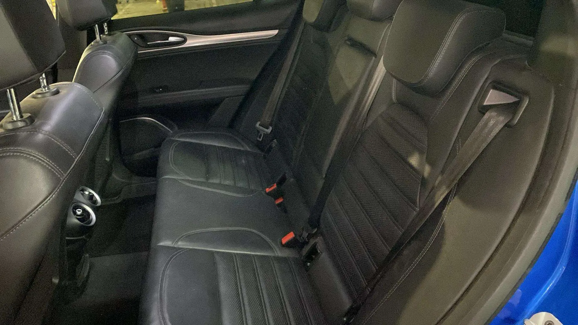 Alfa Romeo Stelvio 2.2 Diesel Sprint AWD - foto 23