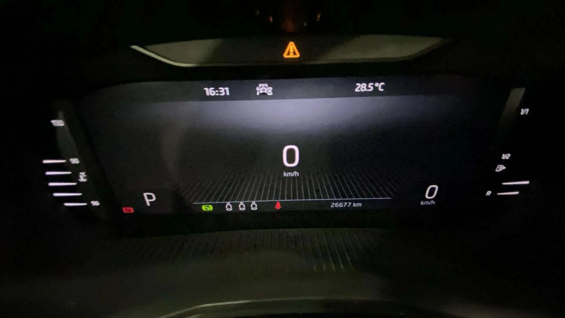 Škoda Scala 1.0 TSI DSG Ambition - foto 11