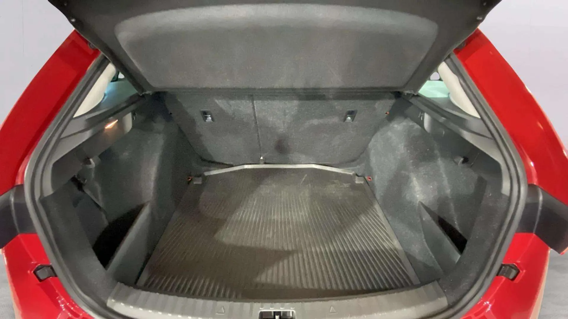Škoda Scala 1.0 TSI DSG Ambition - foto 20