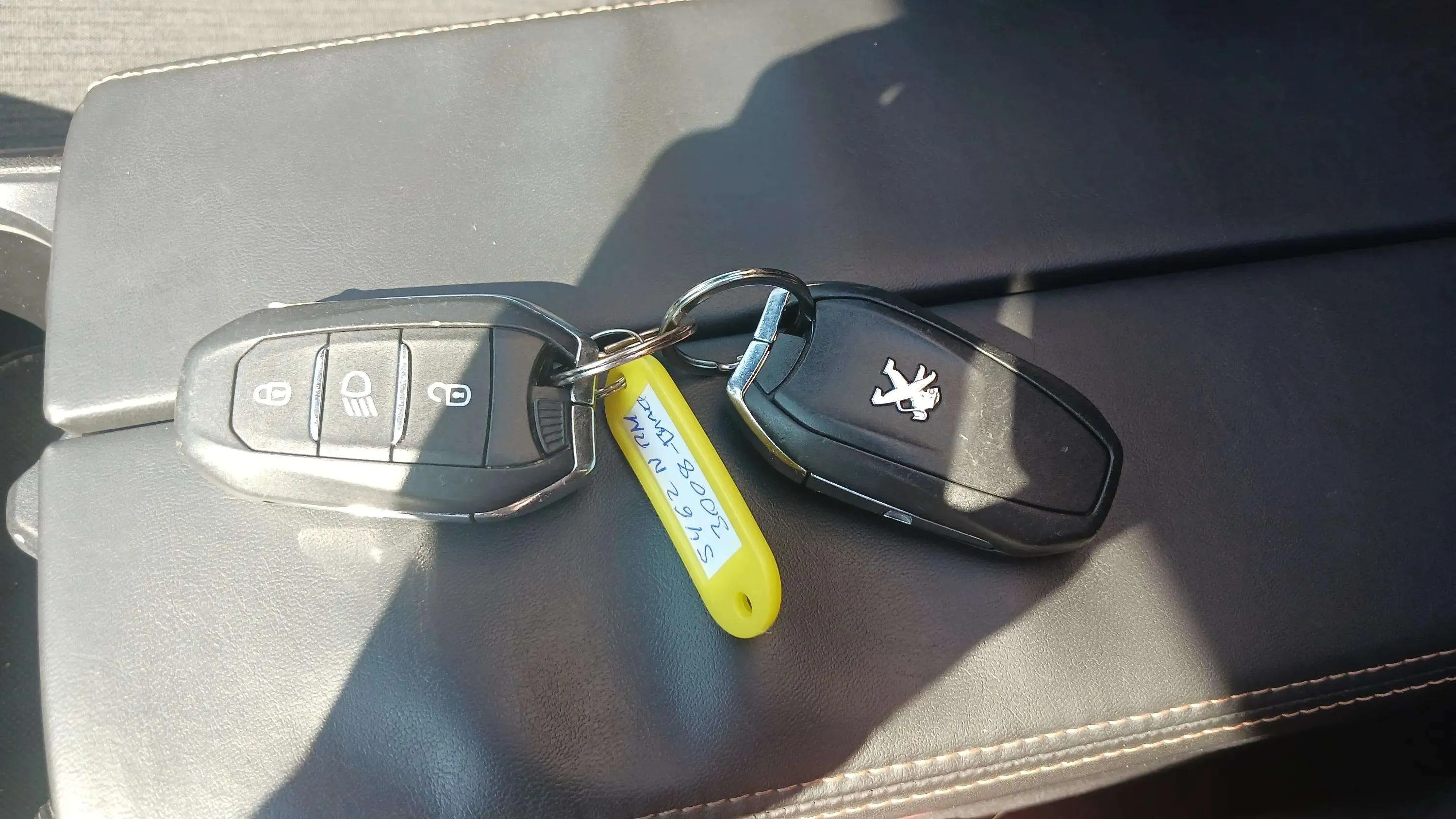 Peugeot 3008 1.6BLUEHDI Active - foto 15