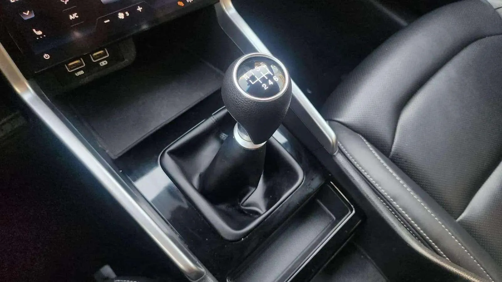 SsangYong Torres G15 Life - foto 21