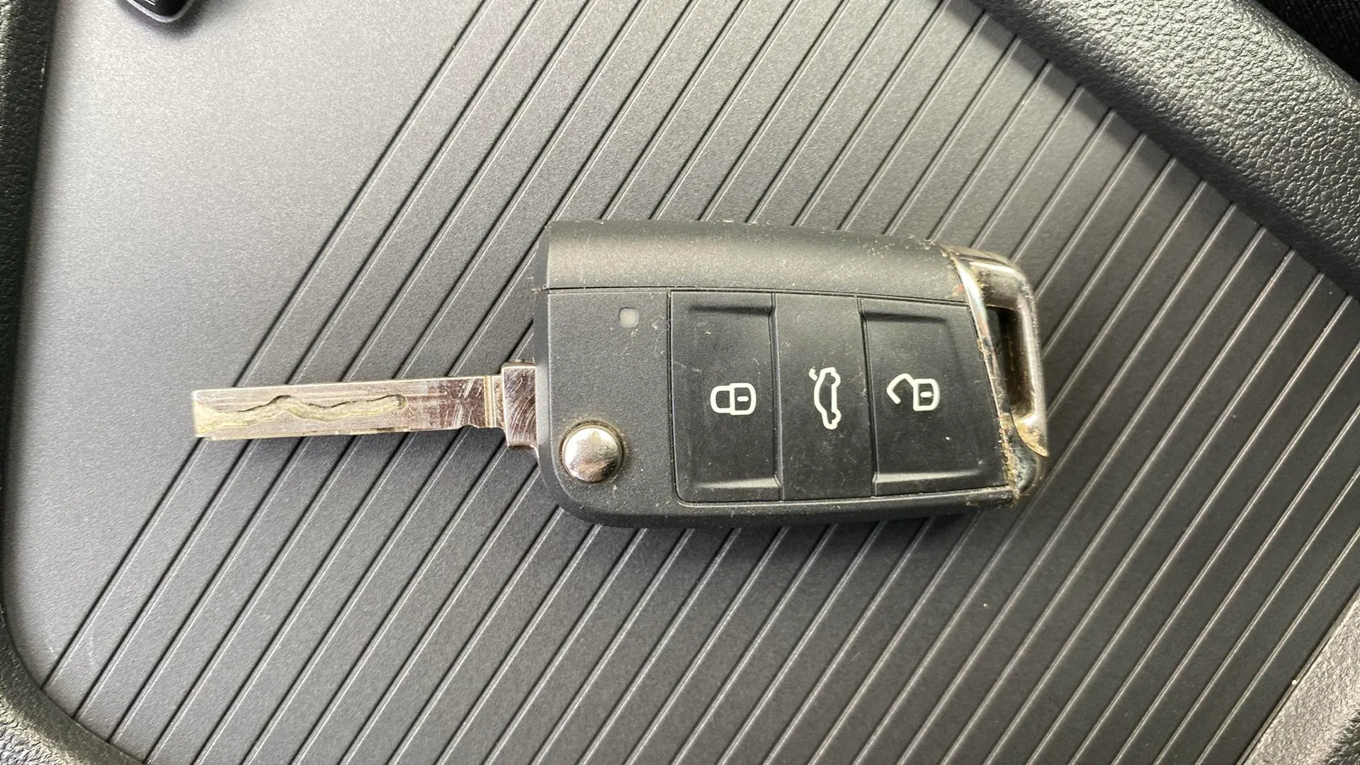 Volkswagen Tiguan Sport 1.5 TSI DSG - foto 20
