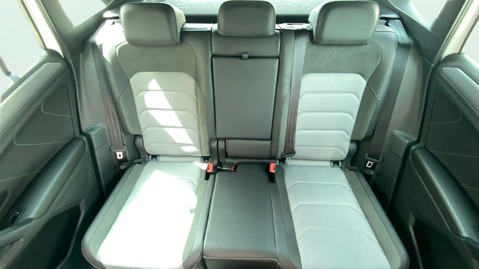 Volkswagen Tiguan Sport 1.5 TSI DSG - foto 15