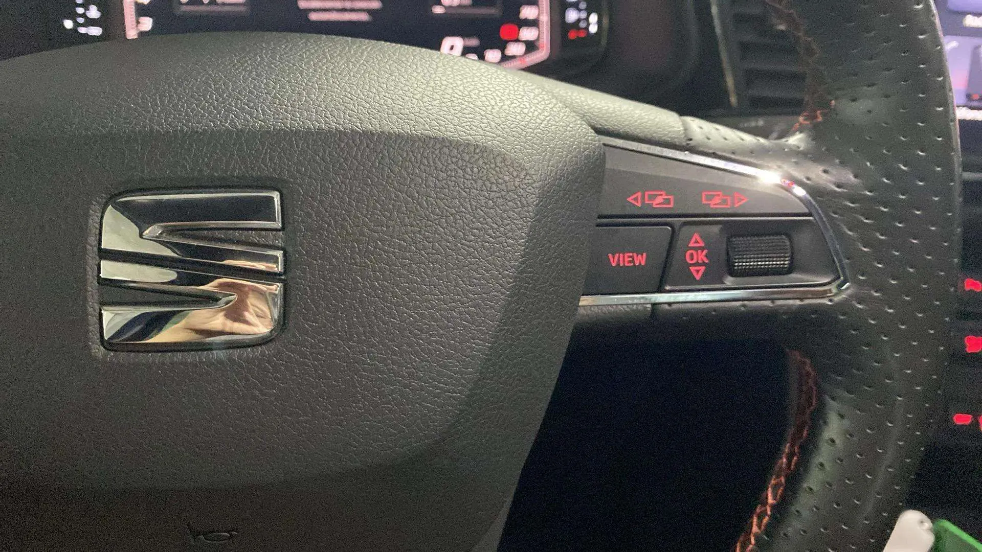 SEAT León ST 1.5 Ecotsi FR - foto 12