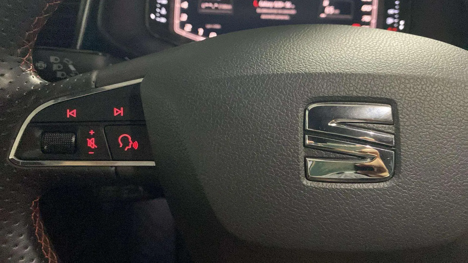 SEAT León ST 1.5 Ecotsi FR - foto 11