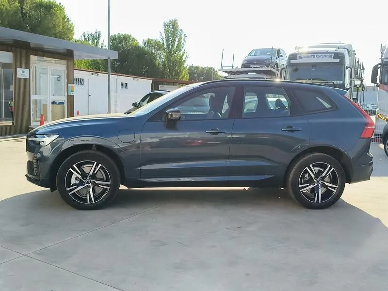 Volvo XC60 2.0 T6 AWD Recharge R-Design - foto 3