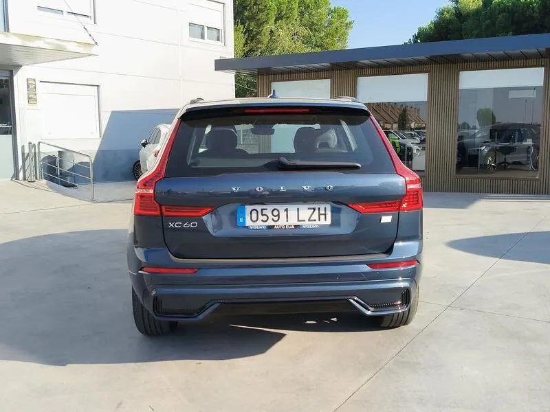 Volvo XC60 2.0 T6 AWD Recharge R-Design - foto 5