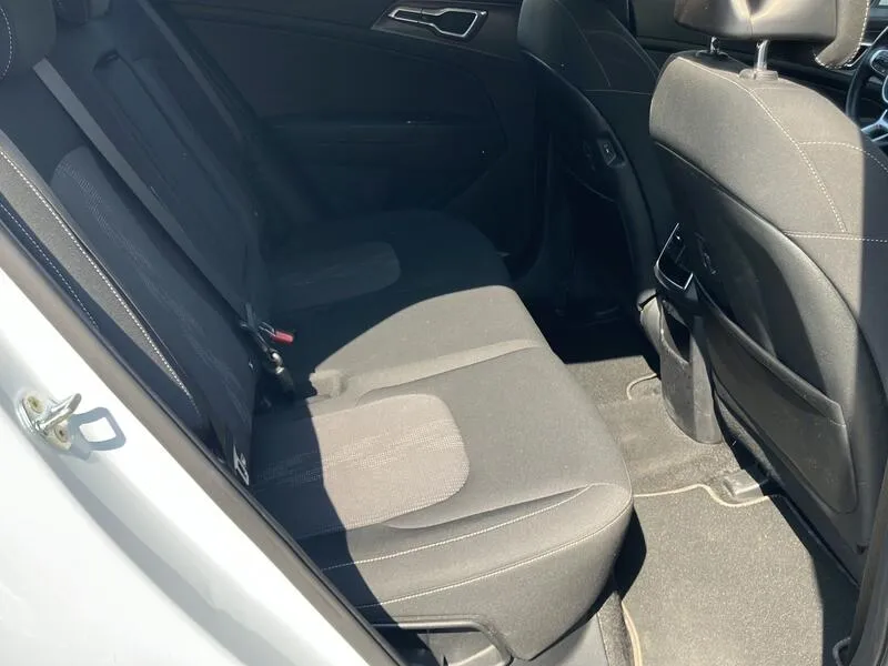Kia Sportage 1.6 T-GDi GT-Line Plug-in Hybrid - foto 31