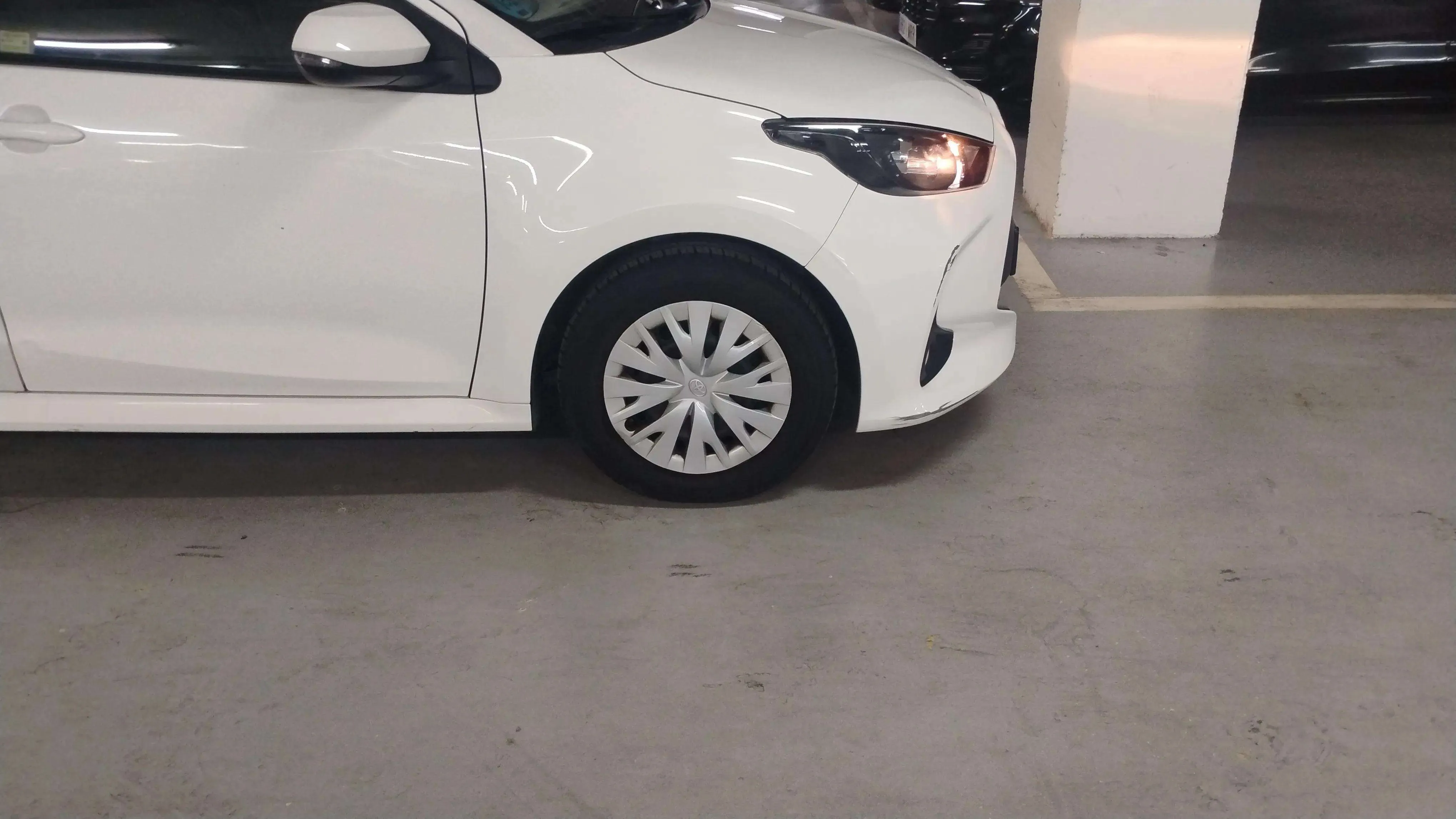 Toyota Yaris 1.5 125 S-Edition - foto 30