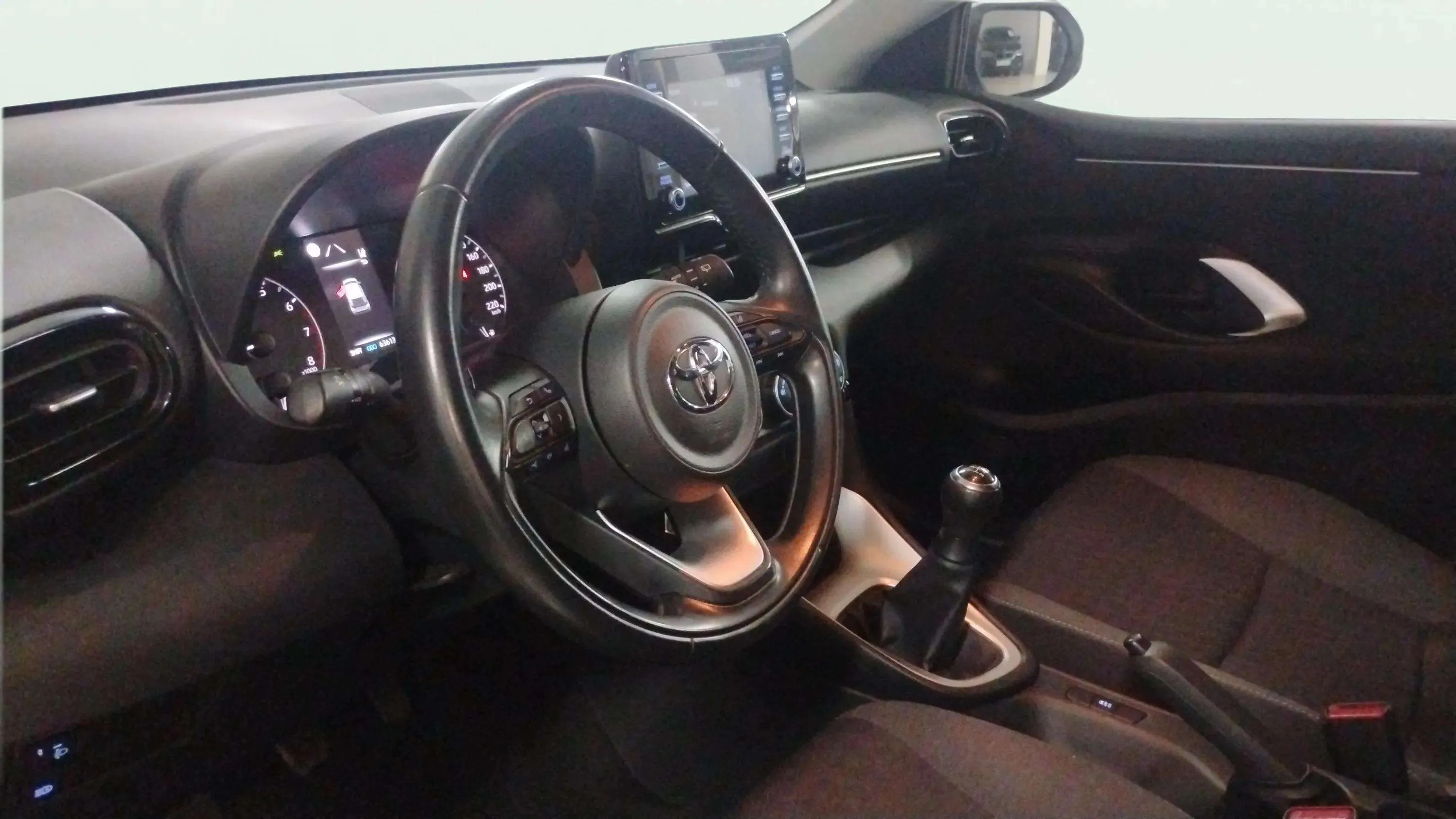Toyota Yaris 1.5 125 S-Edition - foto 6