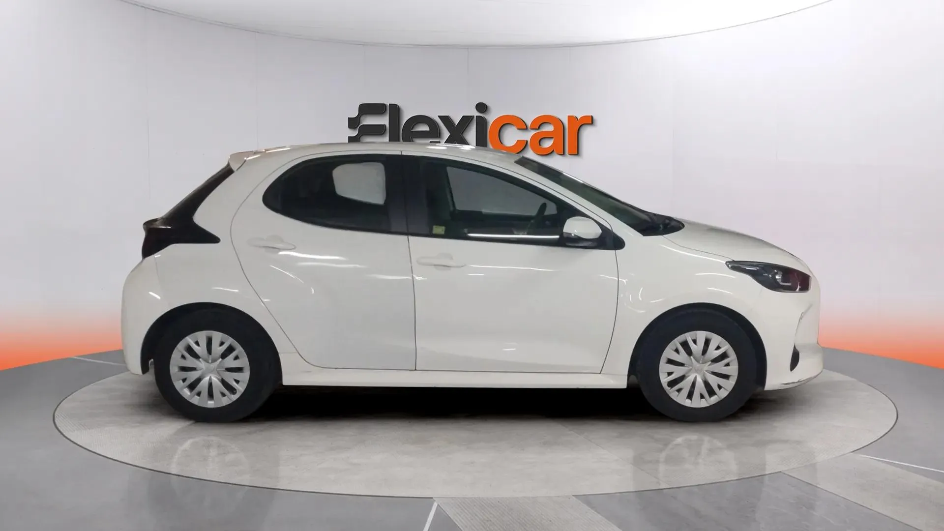Toyota Yaris 1.5 125 S-Edition - foto 3