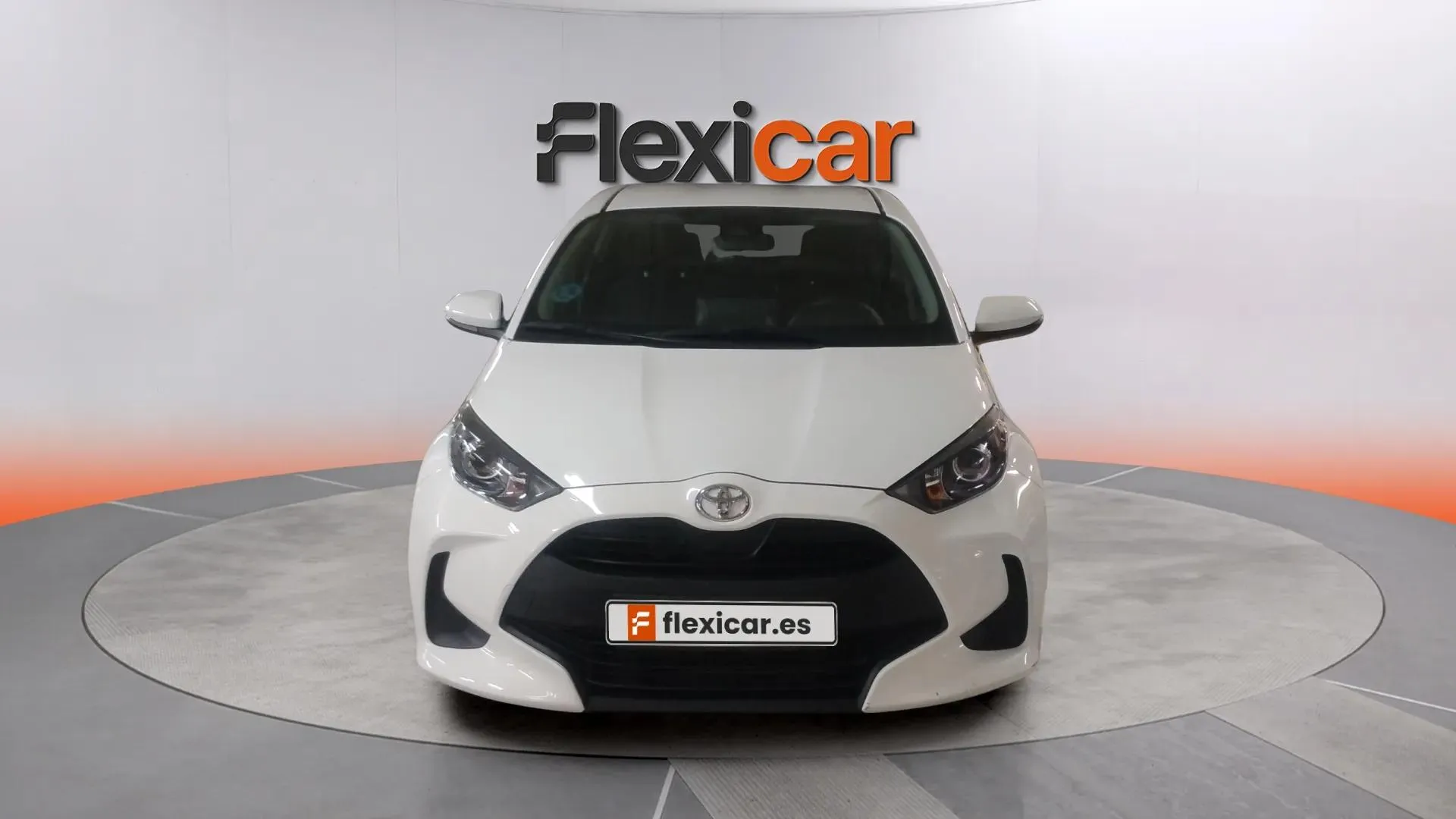 Toyota Yaris 1.0 70 Business - foto 2