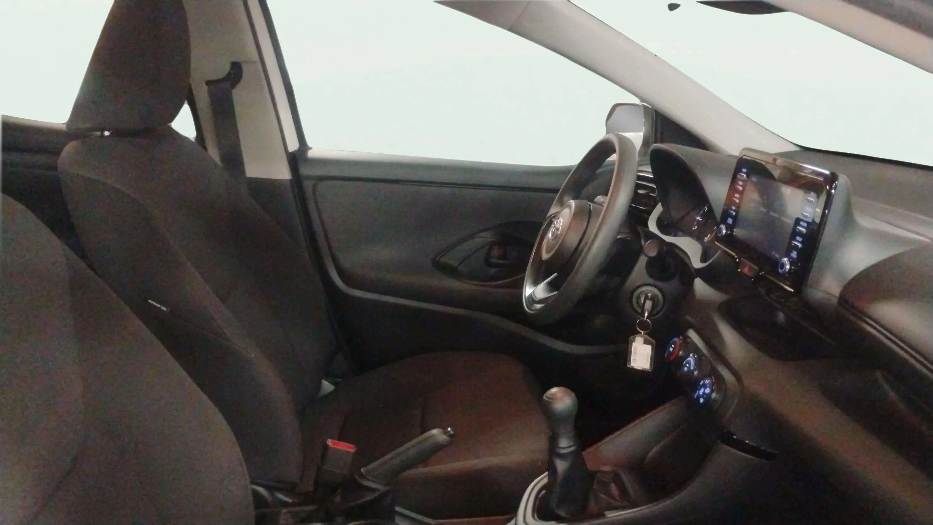 Toyota Yaris 1.0 70 Business - foto 10