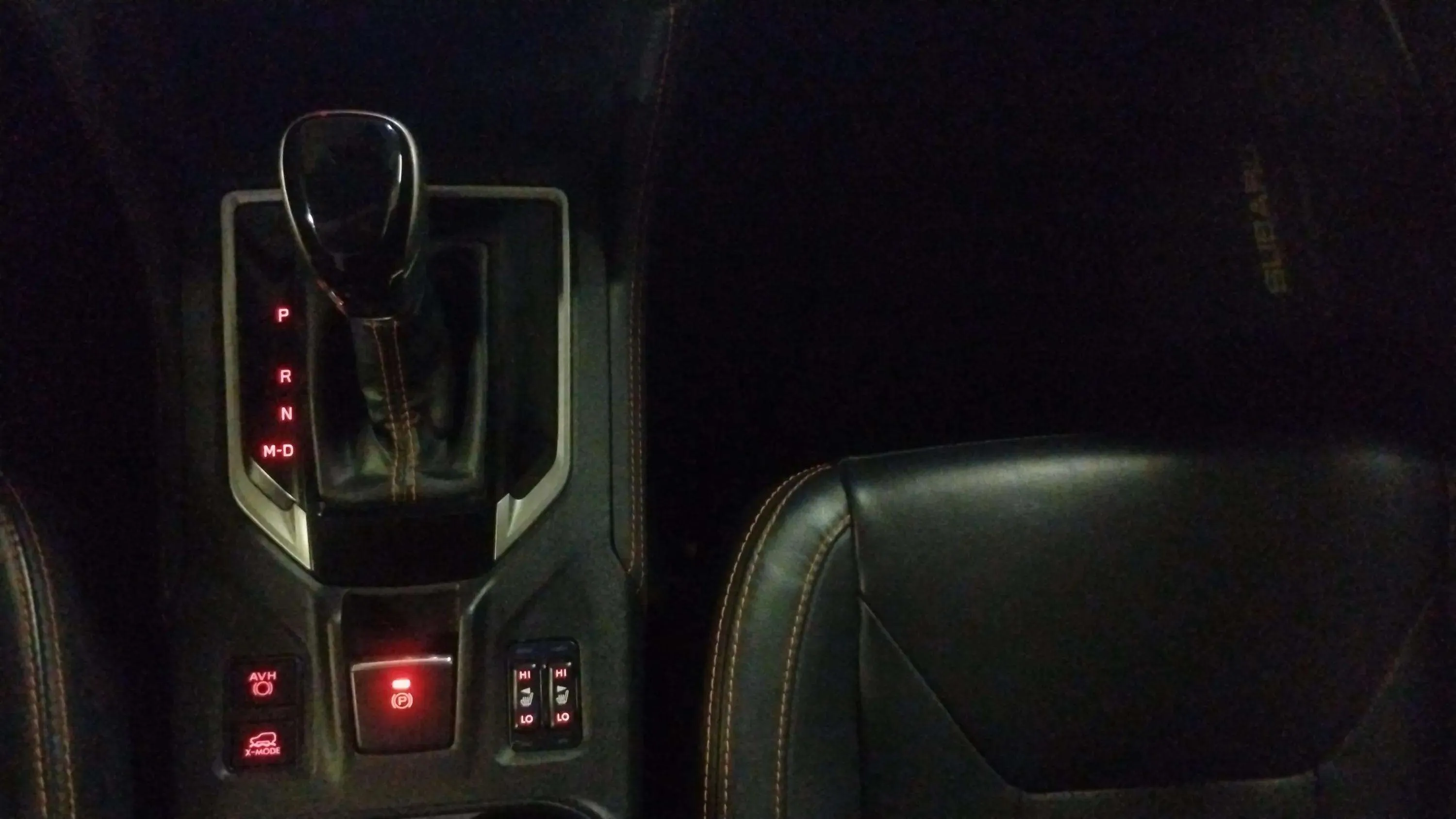 Subaru XV 2.0i Hybrid CVT Executive Plus - foto 23