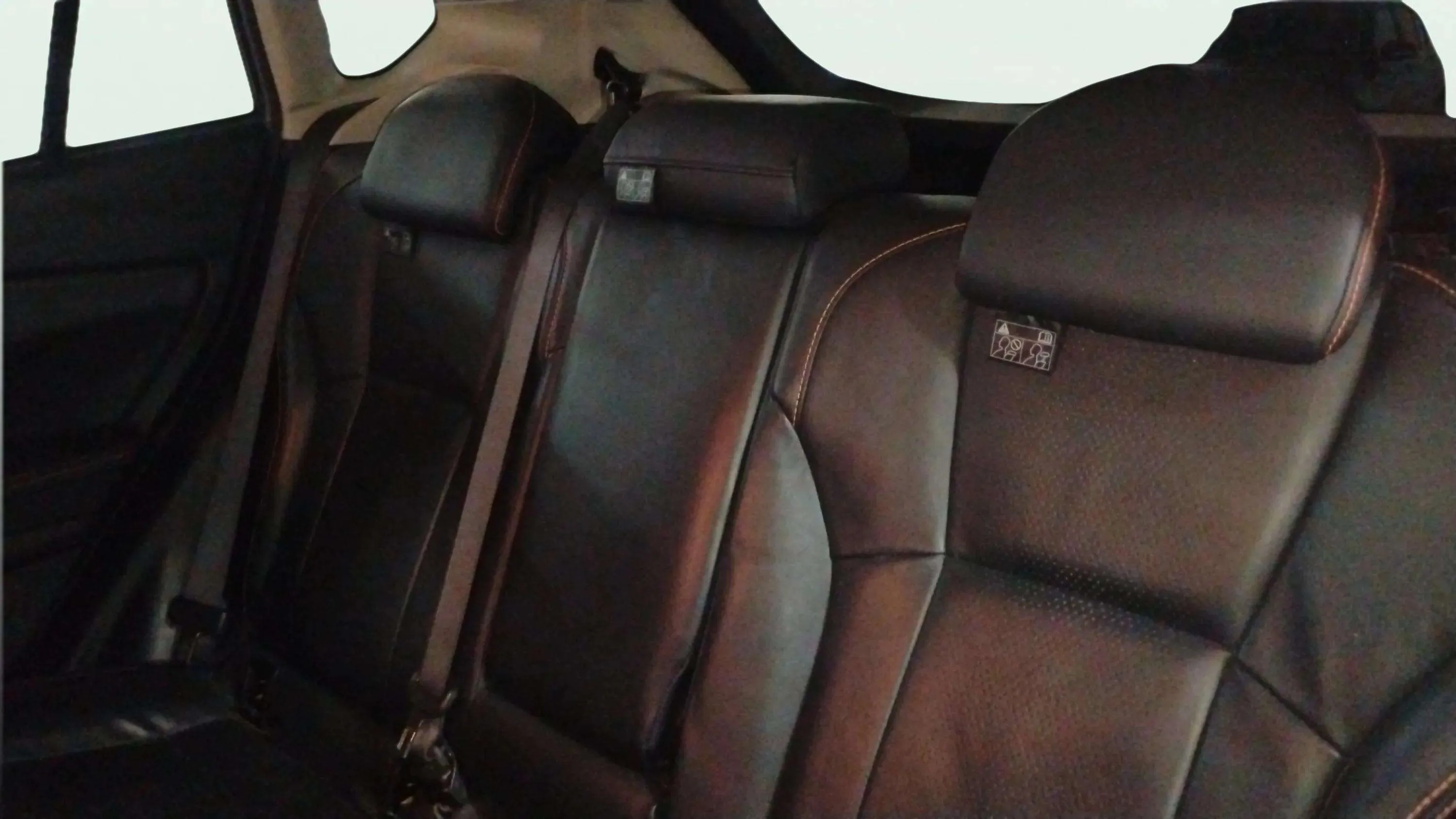 Subaru XV 2.0i Hybrid CVT Executive Plus - foto 13