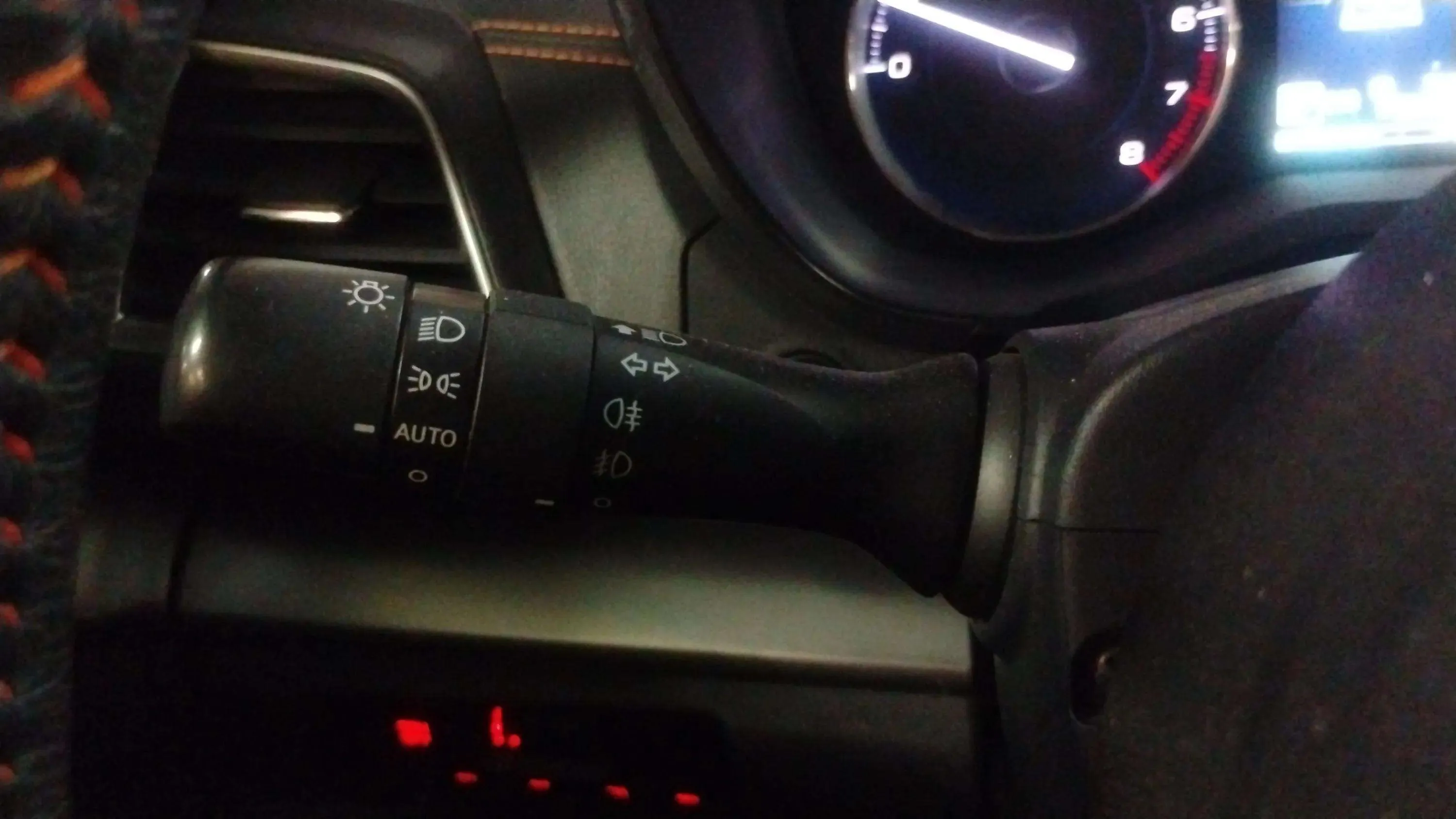 Subaru XV 2.0i Hybrid CVT Executive Plus - foto 20