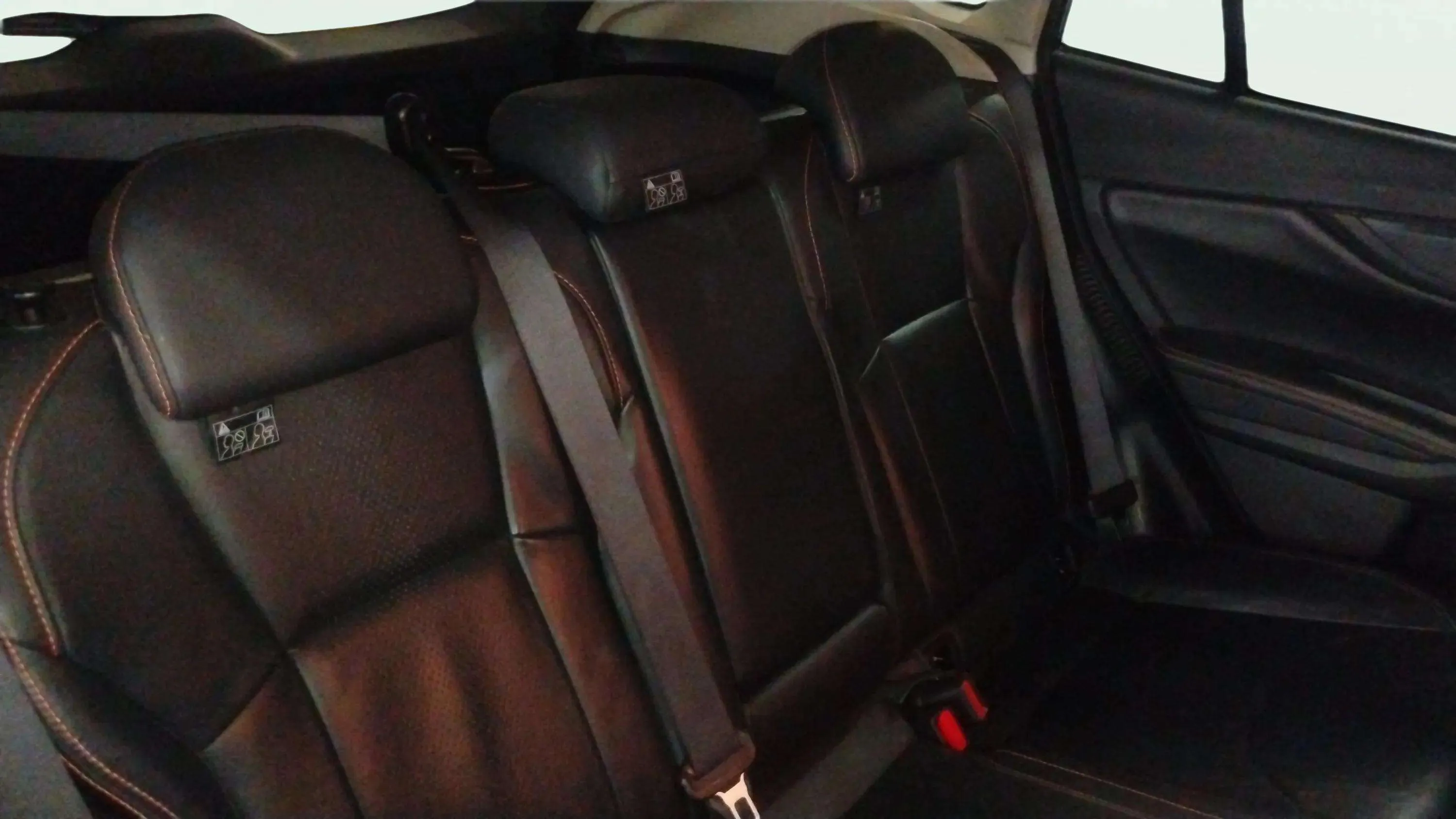 Subaru XV 2.0i Hybrid CVT Executive Plus - foto 16