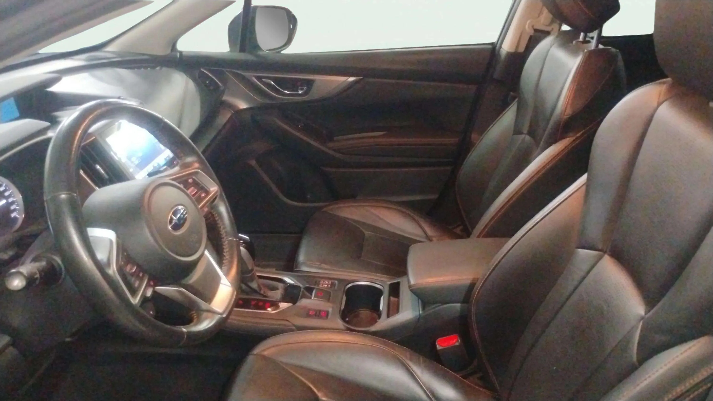 Subaru XV 2.0i Hybrid CVT Executive Plus - foto 7