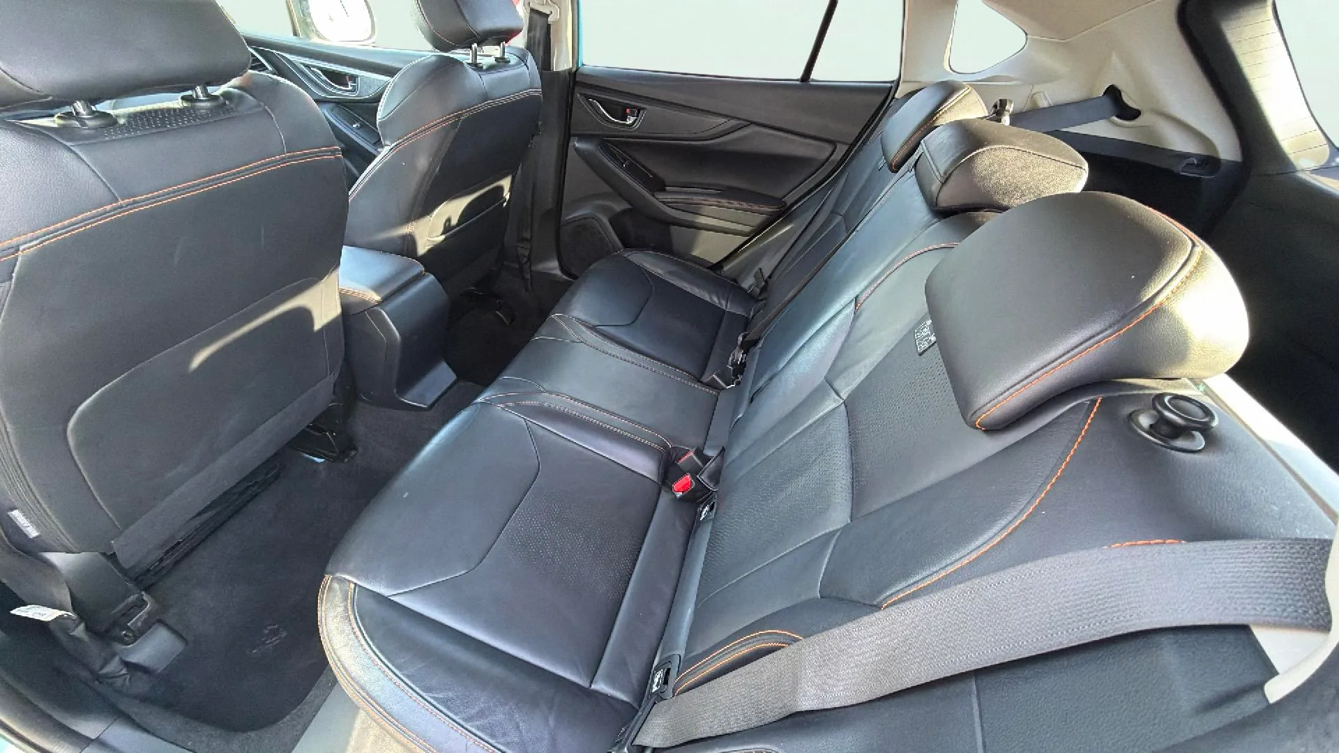 Subaru XV 2.0i Hybrid CVT Executive Plus - foto 17