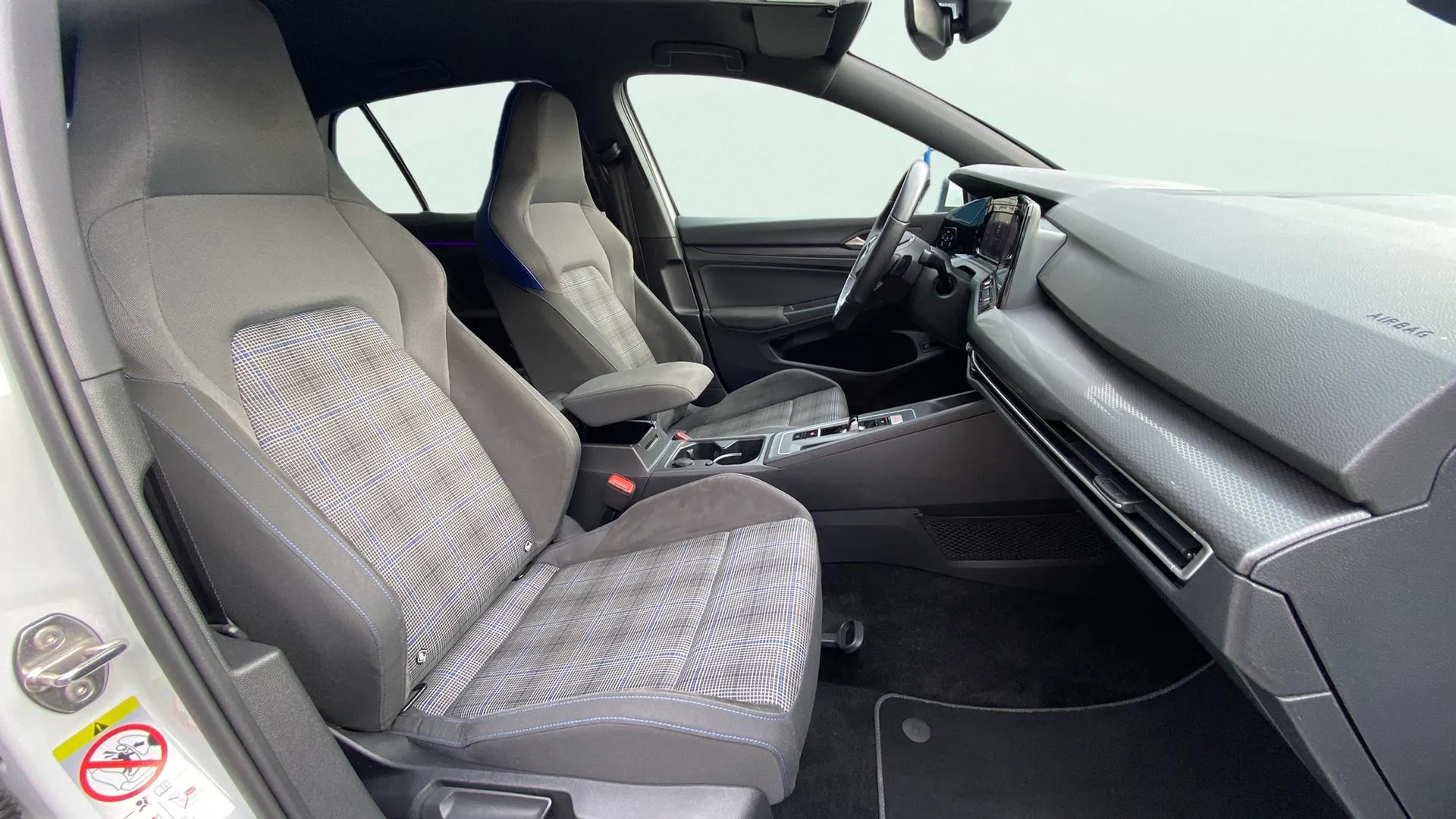Volkswagen Golf GTE 1.4 TSI DSG - foto 25