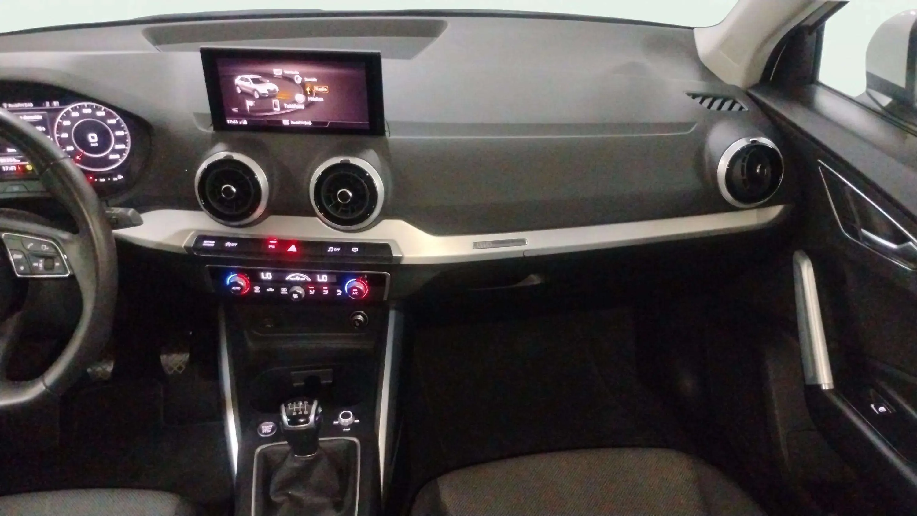Audi Q2 S line 30 TDI - foto 19