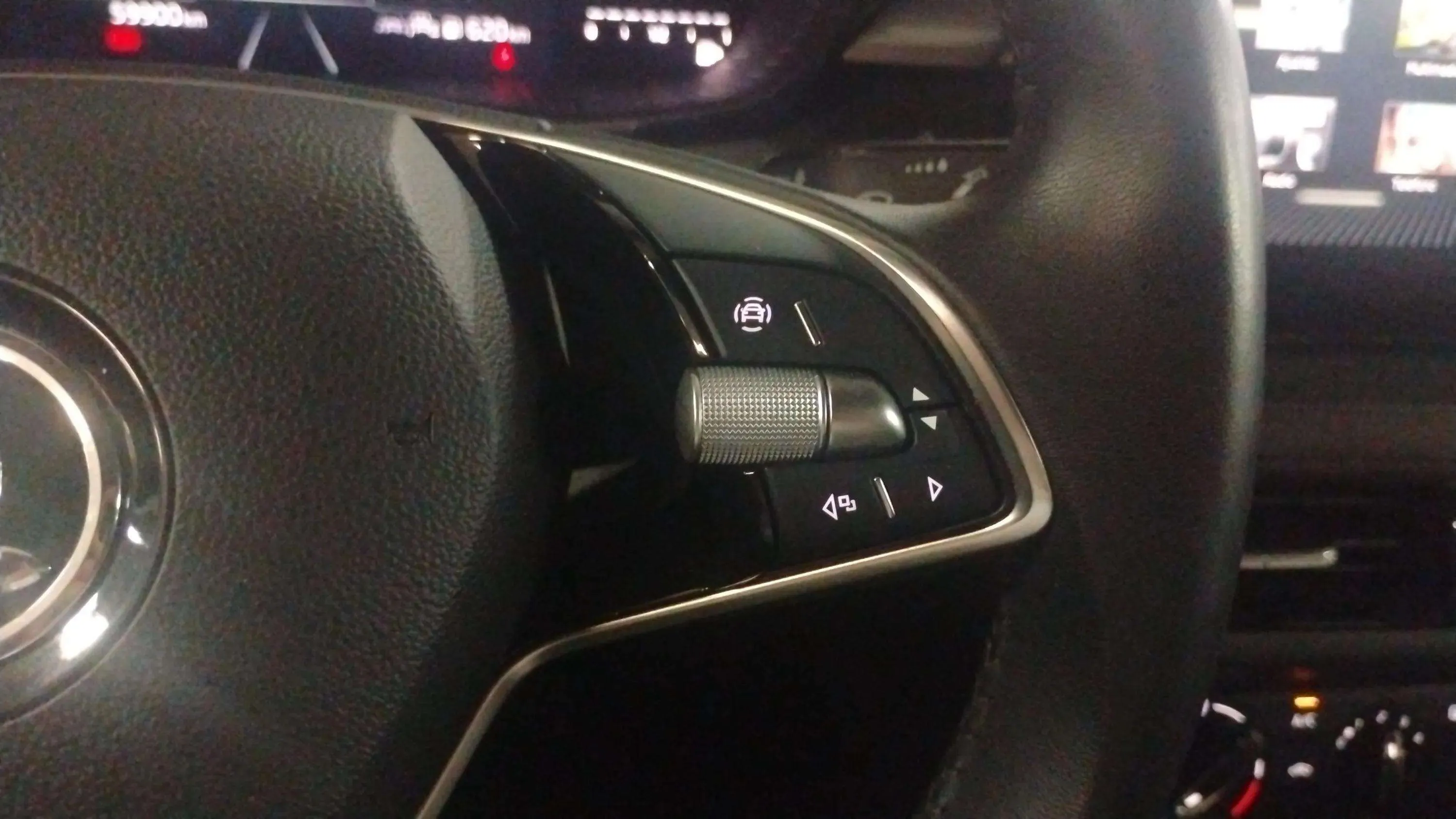 Škoda Fabia 1.0 TSI Selection - foto 19