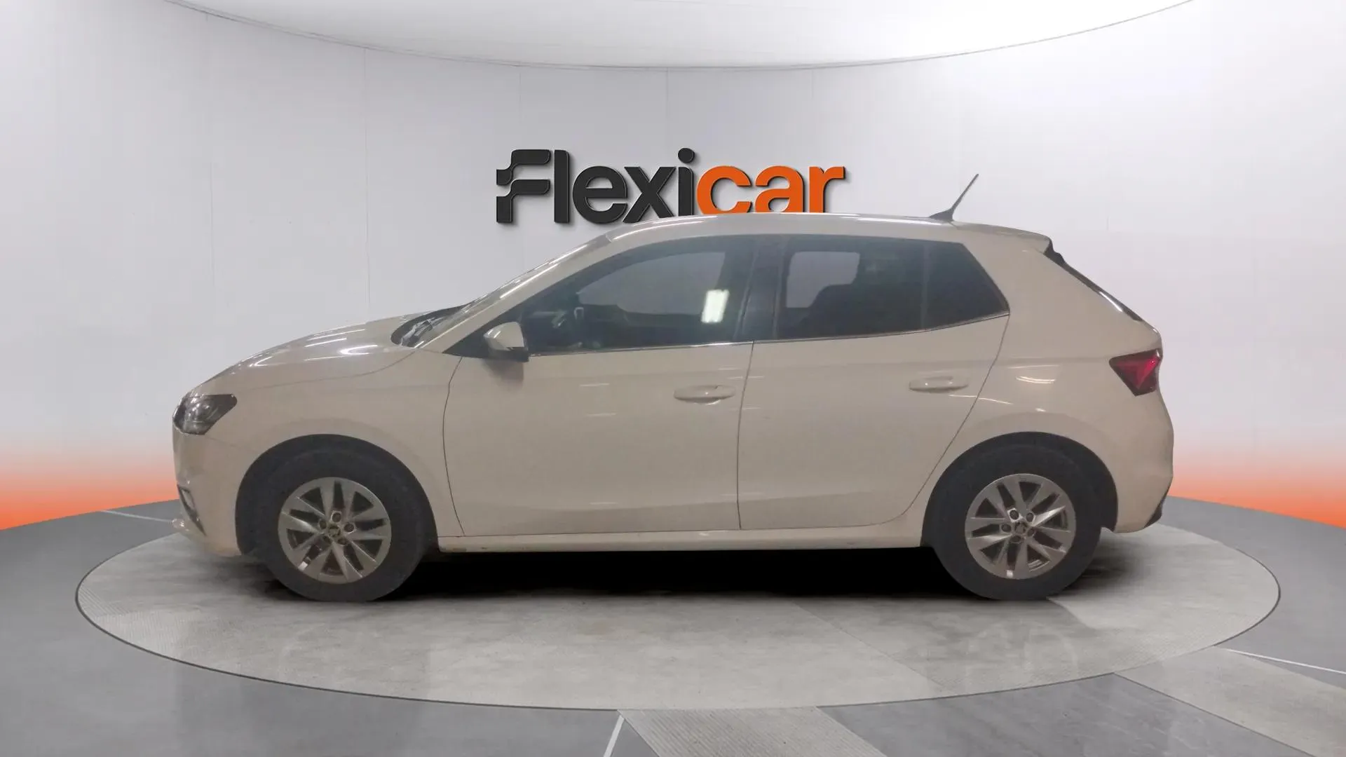 Škoda Fabia 1.0 TSI Selection - foto 4