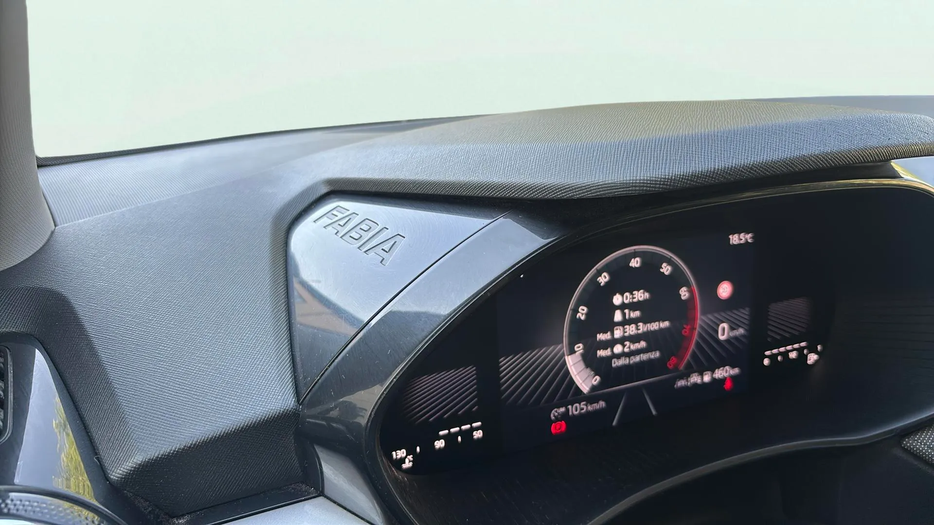 Škoda Fabia 1.0 TSI Selection - foto 12